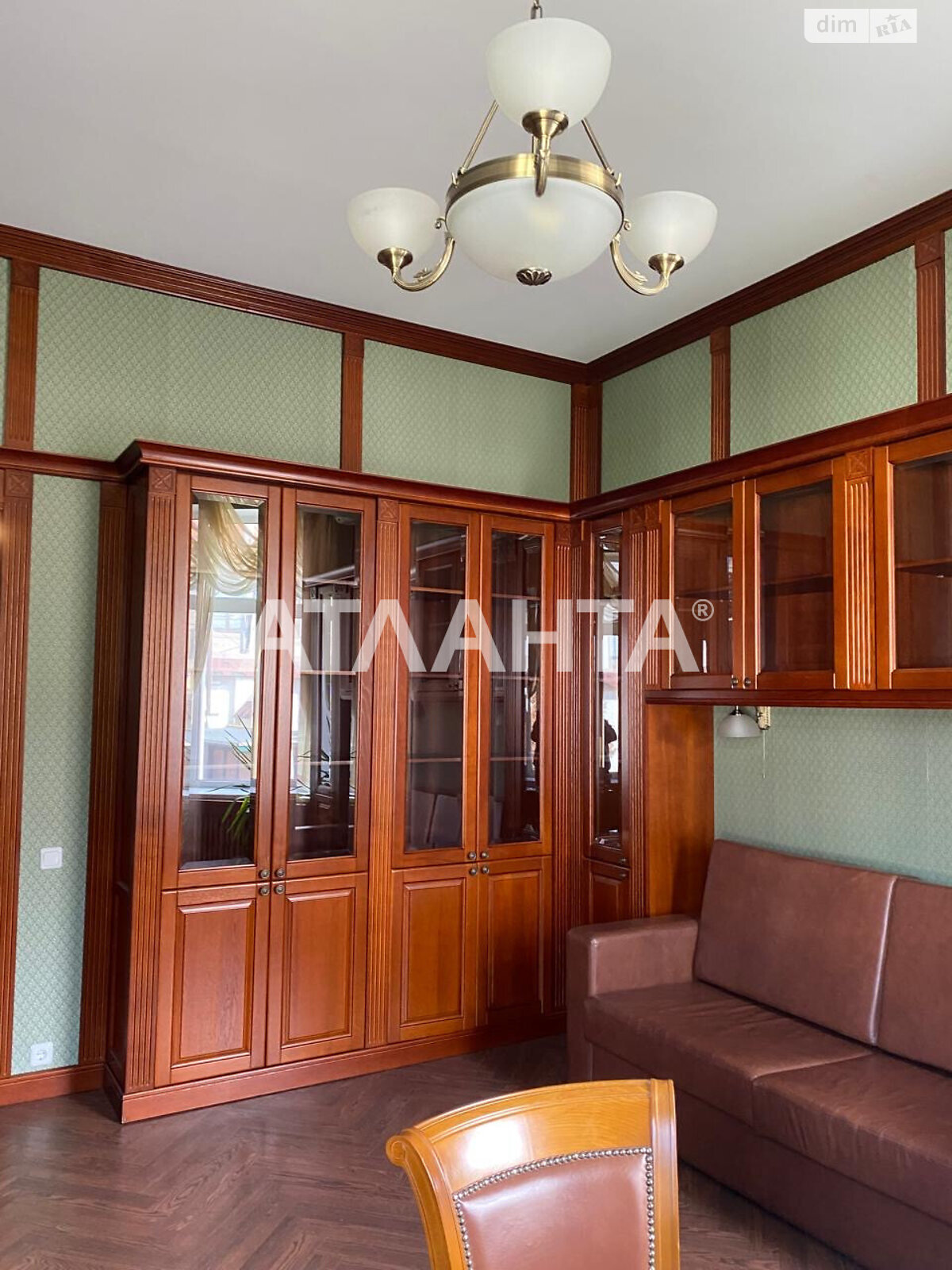 трехэтажный дом беседка, 420 кв. м, ракушечник (ракушняк). Продажа в Одессе район Киевский фото 1 трехэтажный дом беседка, 420 кв. м, ракушечник (ракушняк). Продажа в Одессе район Киевский фото 1