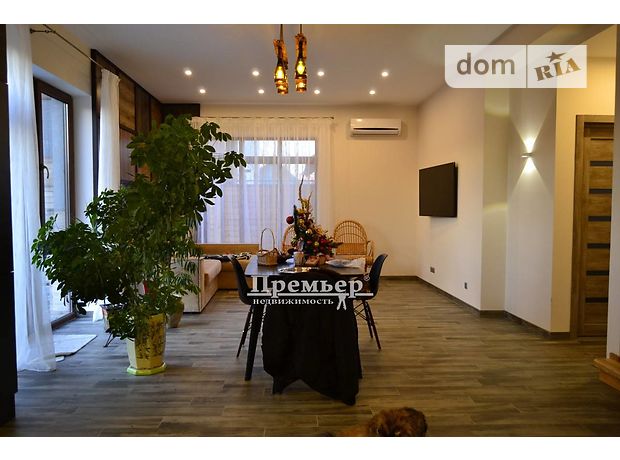 трехэтажный дом, 120 кв. м, кирпич. Продажа в Одессе район Киевский фото 1 трехэтажный дом, 120 кв. м, кирпич. Продажа в Одессе район Киевский фото 1