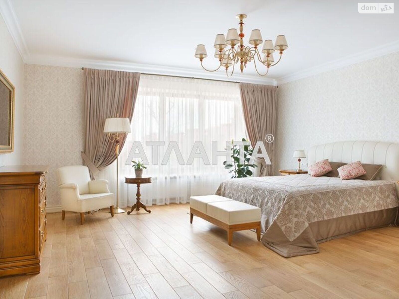 трехэтажный дом, 675.4 кв. м, кирпич. Продажа в Одессе район Киевский фото 1