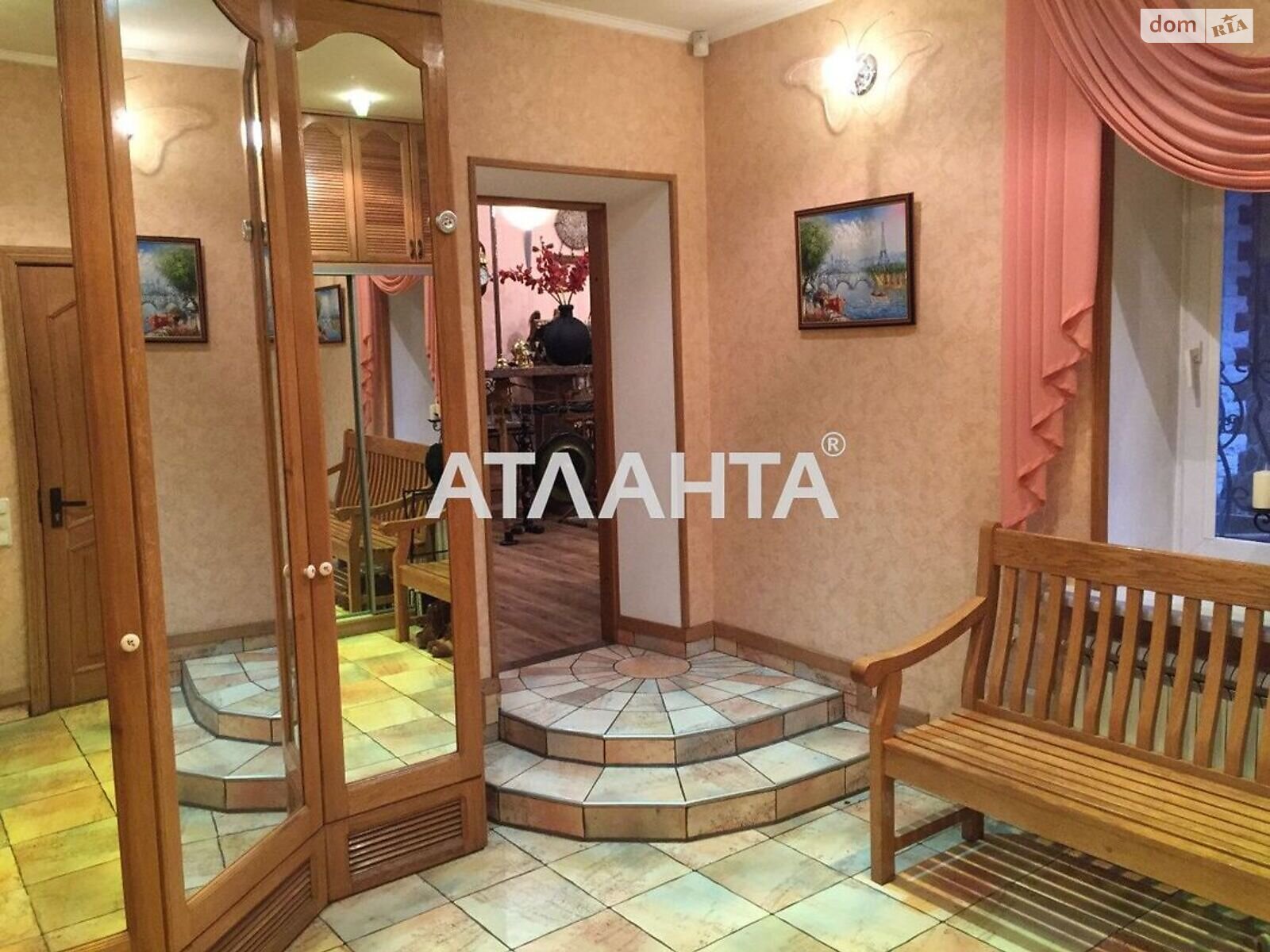 трехэтажный дом, 340 кв. м, кирпич. Продажа в Одессе район Киевский фото 1