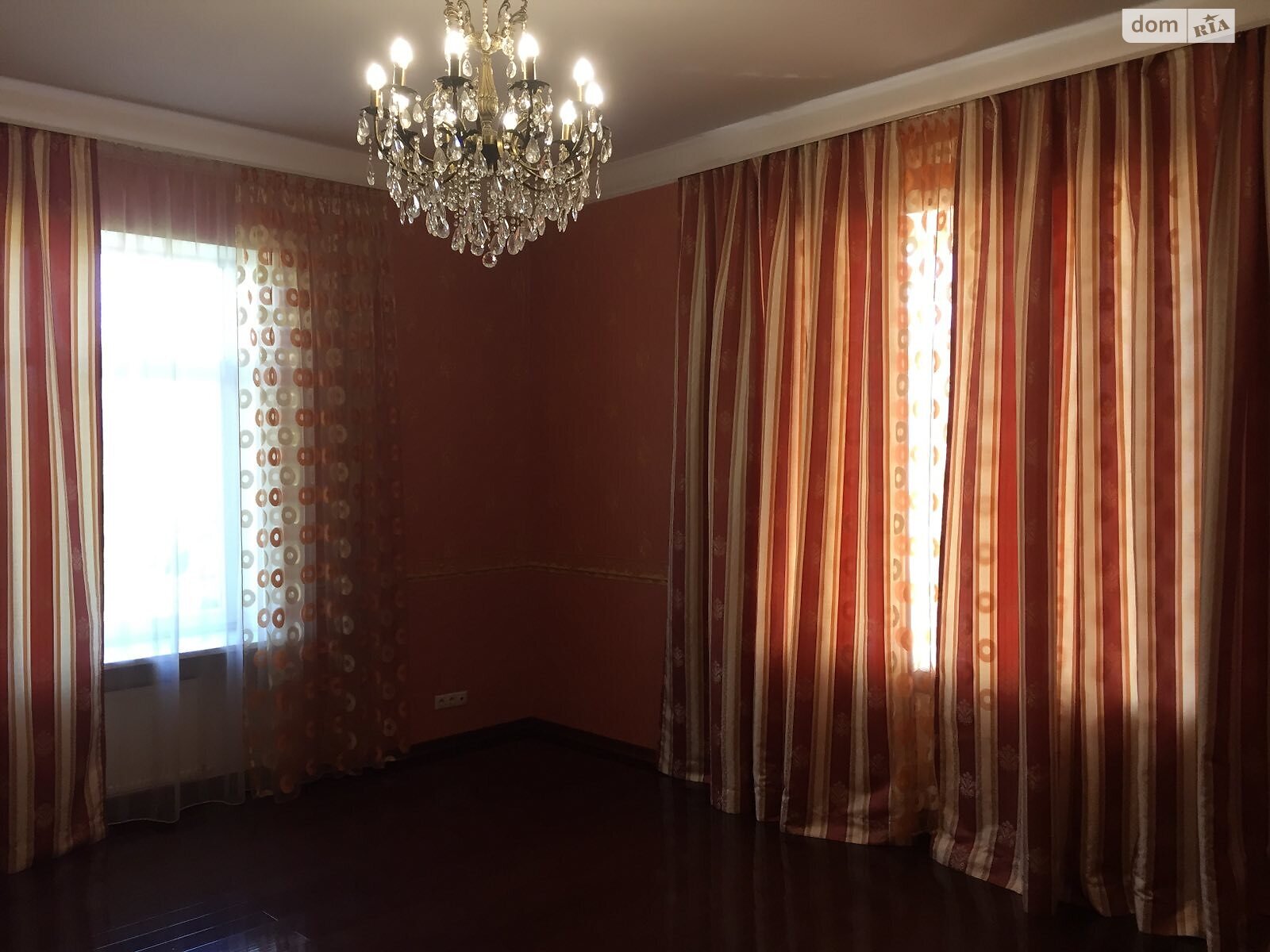 двухэтажный дом, 750 кв. м, ракушечник (ракушняк). Продажа в Одессе район Киевский фото 1