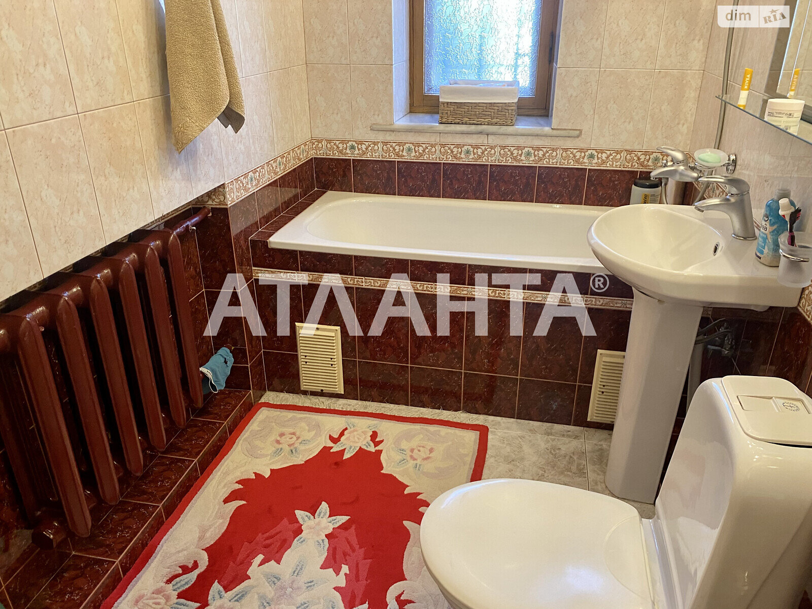 трехэтажный дом, 505 кв. м, ракушечник (ракушняк). Продажа в Одессе район Киевский фото 1 трехэтажный дом, 505 кв. м, ракушечник (ракушняк). Продажа в Одессе район Киевский фото 1
