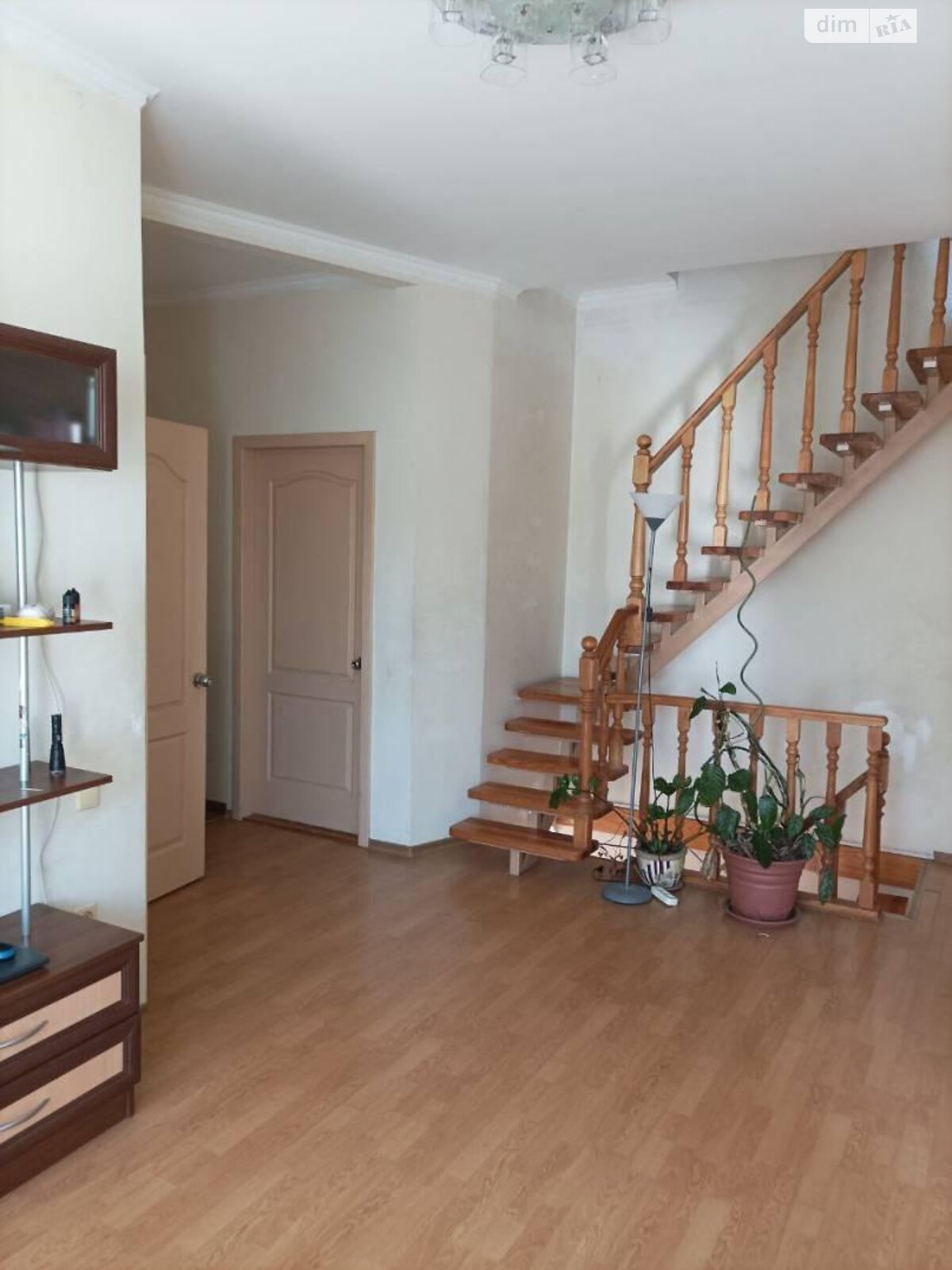 трехэтажный дом, 149.6 кв. м, ракушечник (ракушняк). Продажа в Одессе район Киевский фото 1 трехэтажный дом, 149.6 кв. м, ракушечник (ракушняк). Продажа в Одессе район Киевский фото 1
