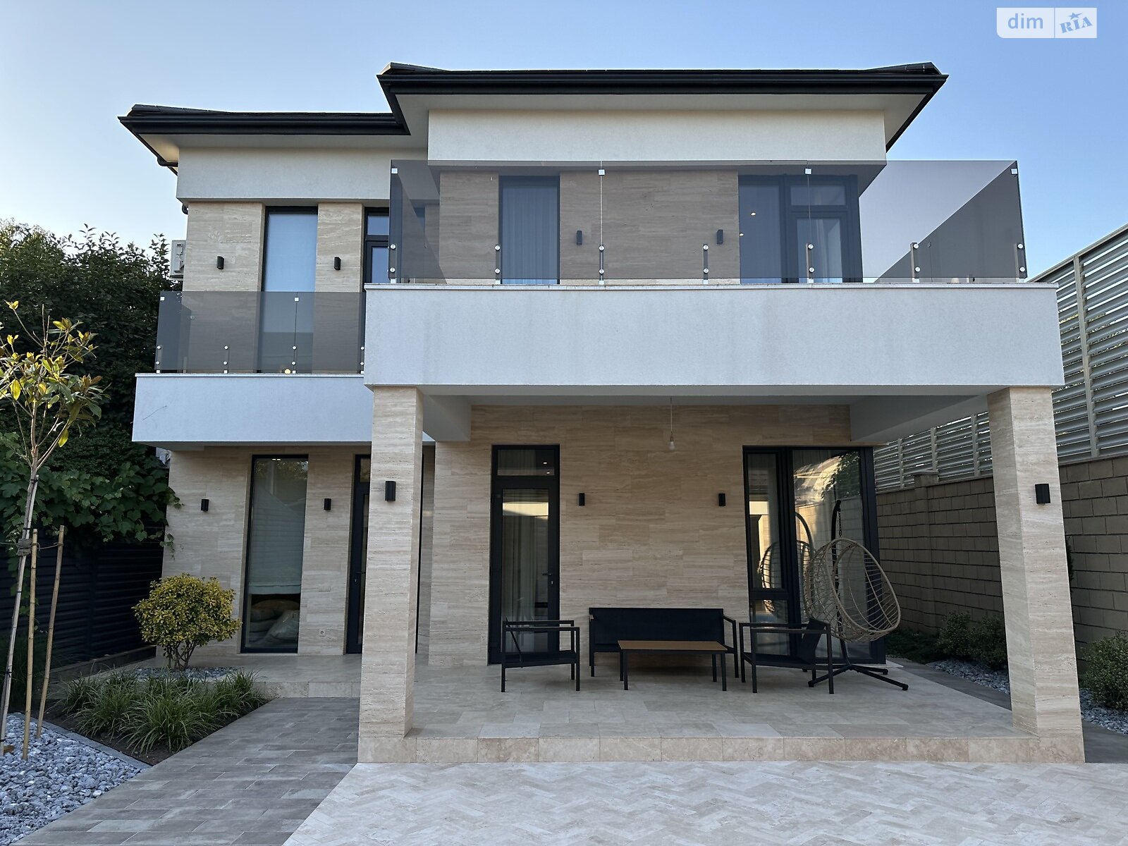 двухэтажный дом, 200 кв. м, кирпич. Продажа в Одессе фото 1