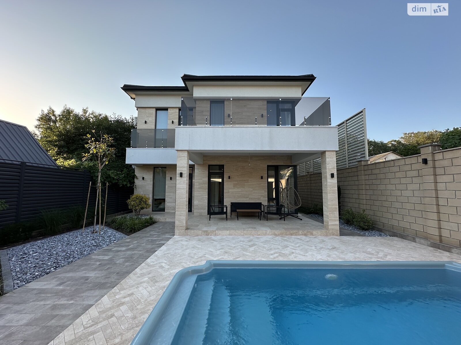 двухэтажный дом, 200 кв. м, кирпич. Продажа в Одессе фото 1