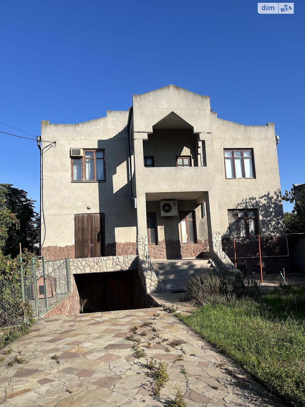 двухэтажный дом с гаражом, 345 кв. м, кирпич. Продажа в Одессе фото 1 двухэтажный дом с гаражом, 345 кв. м, кирпич. Продажа в Одессе фото 1