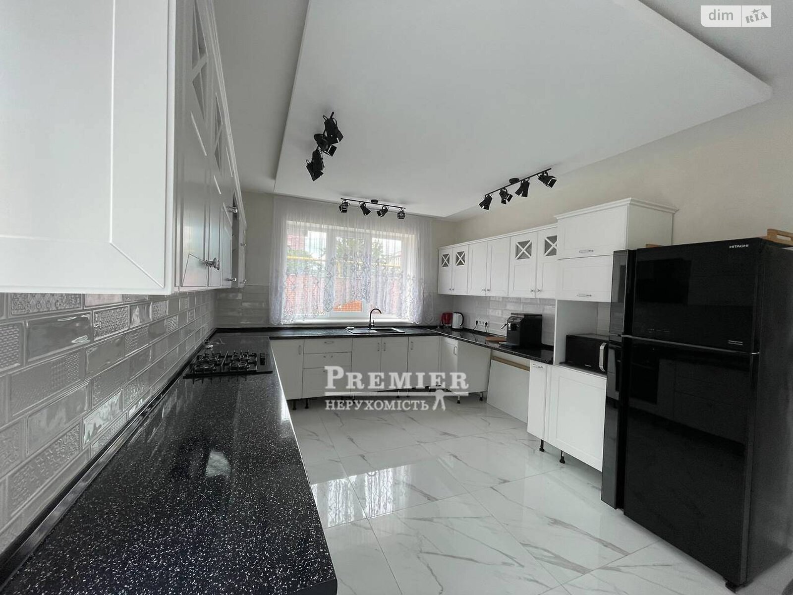двухэтажный дом с гаражом, 200 кв. м, кирпич. Продажа в Одессе район Курсаки фото 1 двухэтажный дом с гаражом, 200 кв. м, кирпич. Продажа в Одессе район Курсаки фото 1