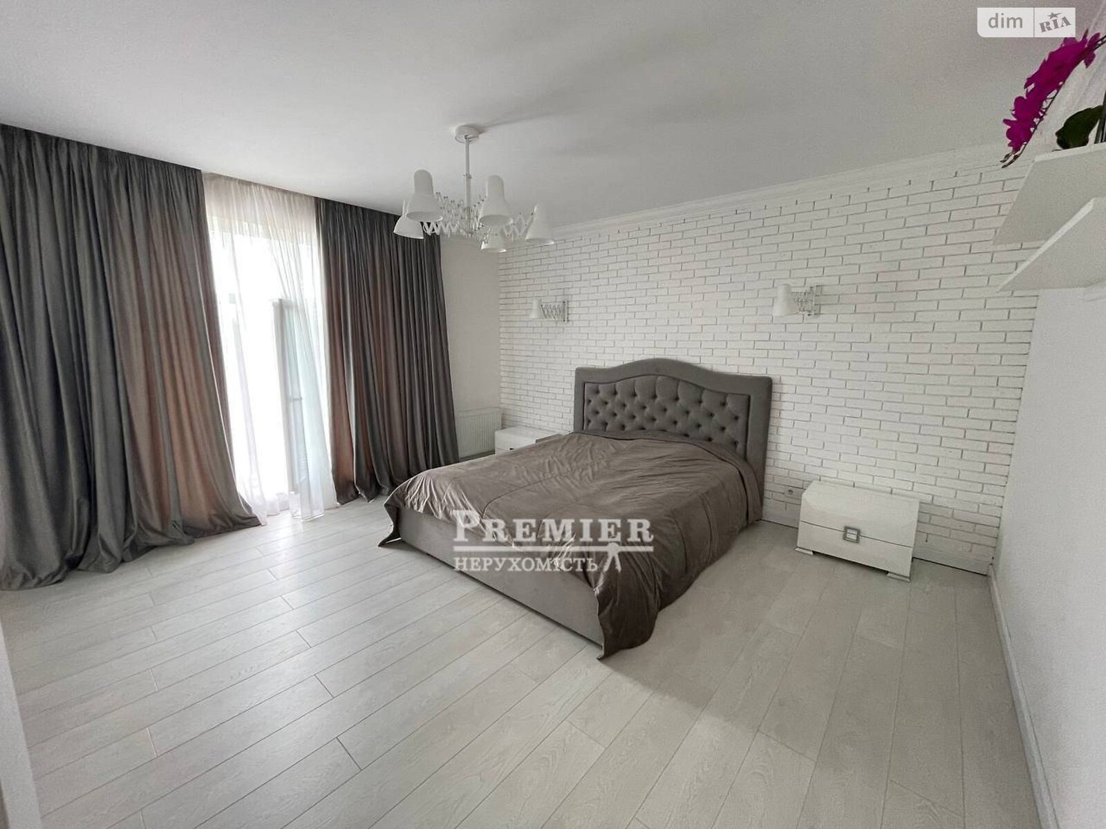 двухэтажный дом с гаражом, 200 кв. м, кирпич. Продажа в Одессе район Курсаки фото 1 двухэтажный дом с гаражом, 200 кв. м, кирпич. Продажа в Одессе район Курсаки фото 1