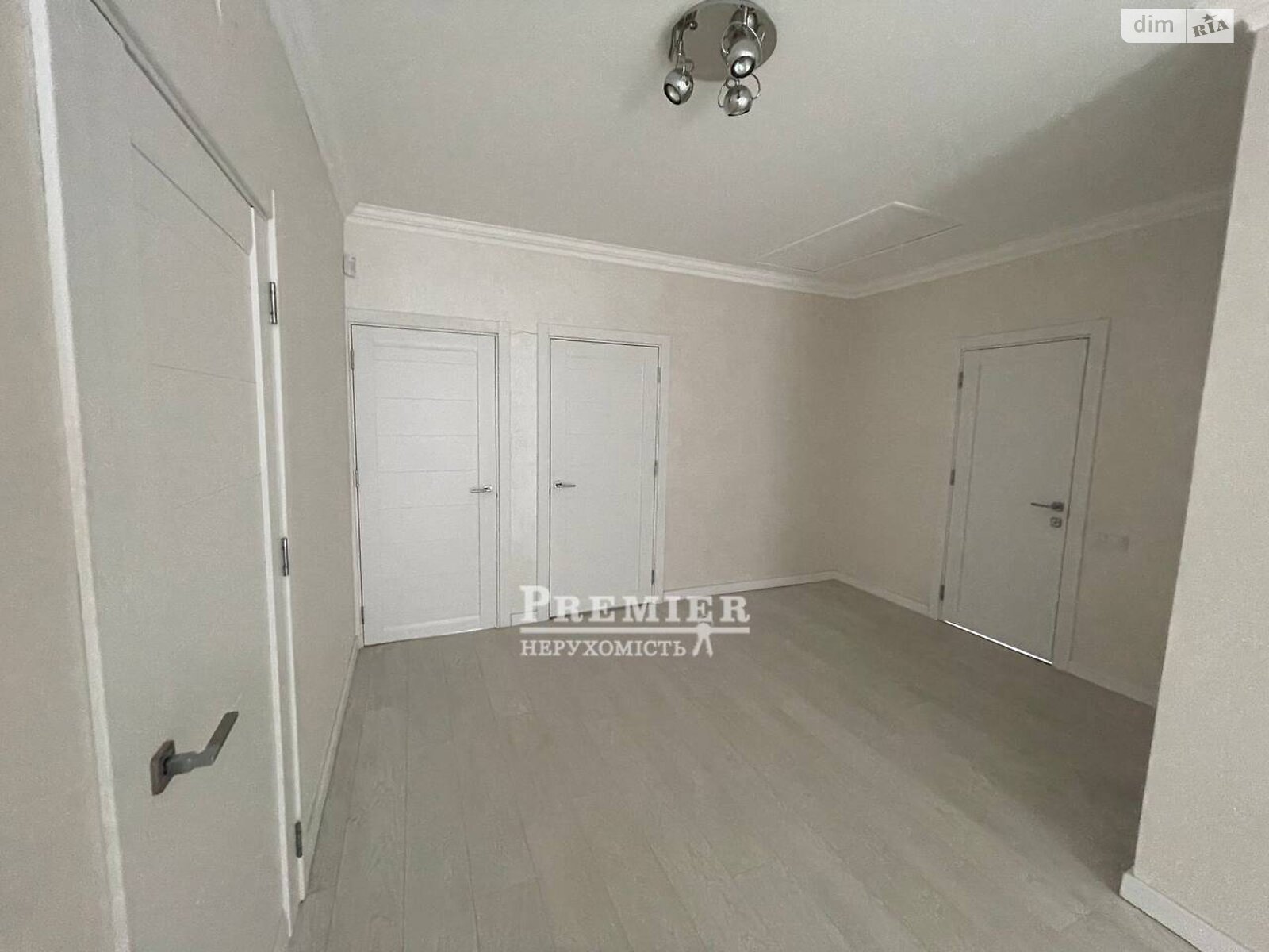 двухэтажный дом с гаражом, 200 кв. м, кирпич. Продажа в Одессе район Курсаки фото 1 двухэтажный дом с гаражом, 200 кв. м, кирпич. Продажа в Одессе район Курсаки фото 1
