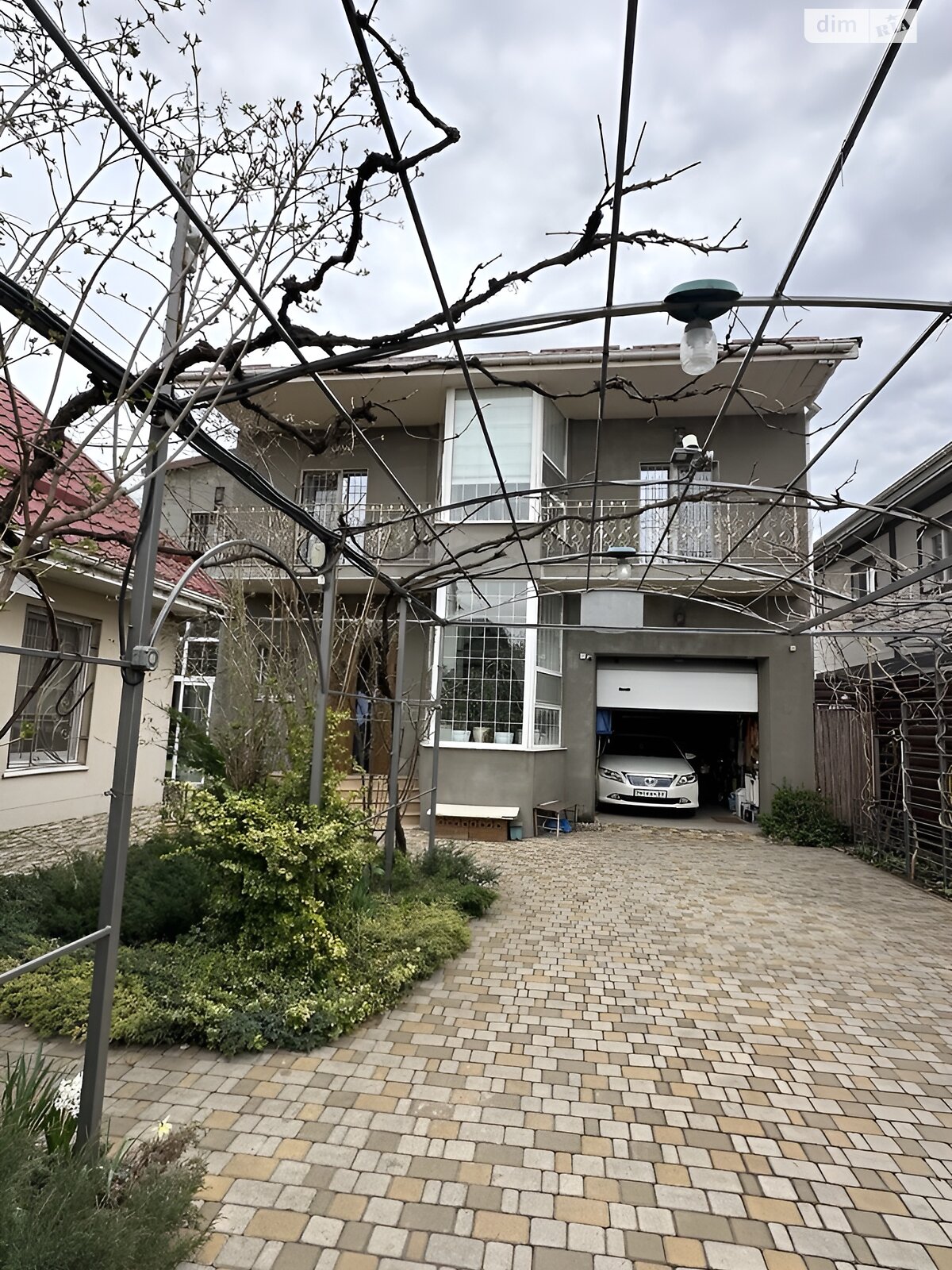 двоповерховий будинок з гаражем, 242.8 кв. м, ракушняк. Продаж в Одесі, район Лєнпоселище фото 1 двоповерховий будинок з гаражем, 242.8 кв. м, ракушняк. Продаж в Одесі, район Лєнпоселище фото 1