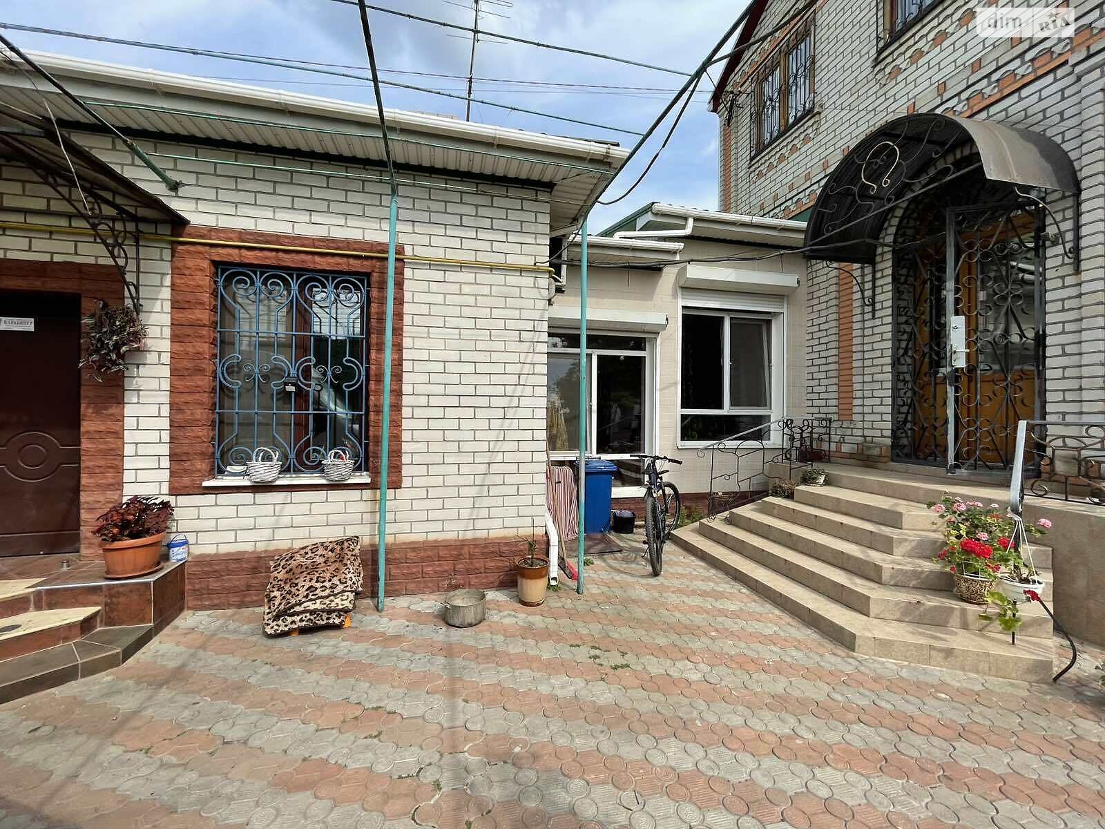 двухэтажный дом с гаражом, 414 кв. м, кирпич. Продажа в Одессе район Ленпоселок фото 1 двухэтажный дом с гаражом, 414 кв. м, кирпич. Продажа в Одессе район Ленпоселок фото 1