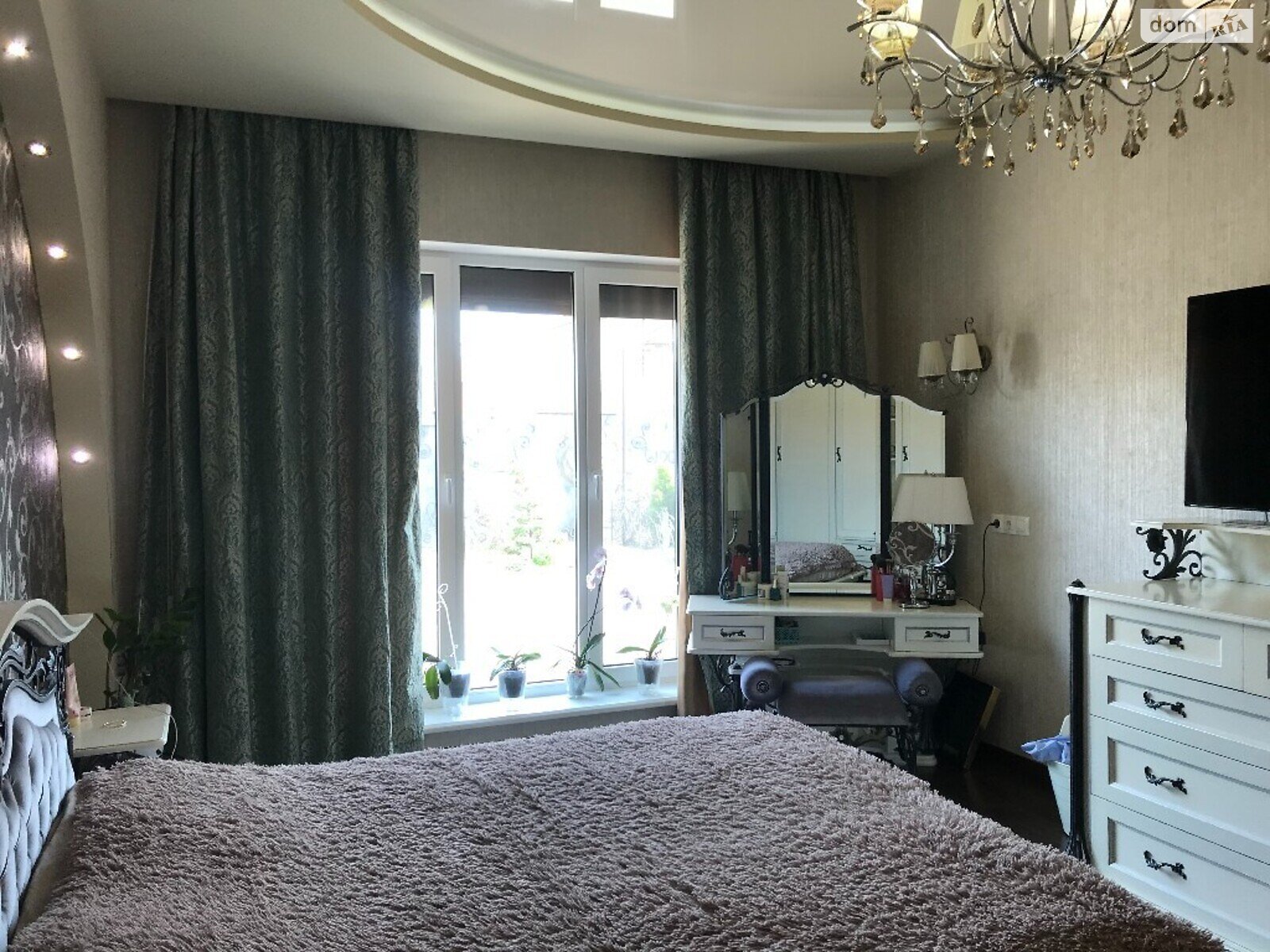 чотириповерховий будинок веранда, 295 кв. м, ракушняк. Продаж у Ліски фото 1