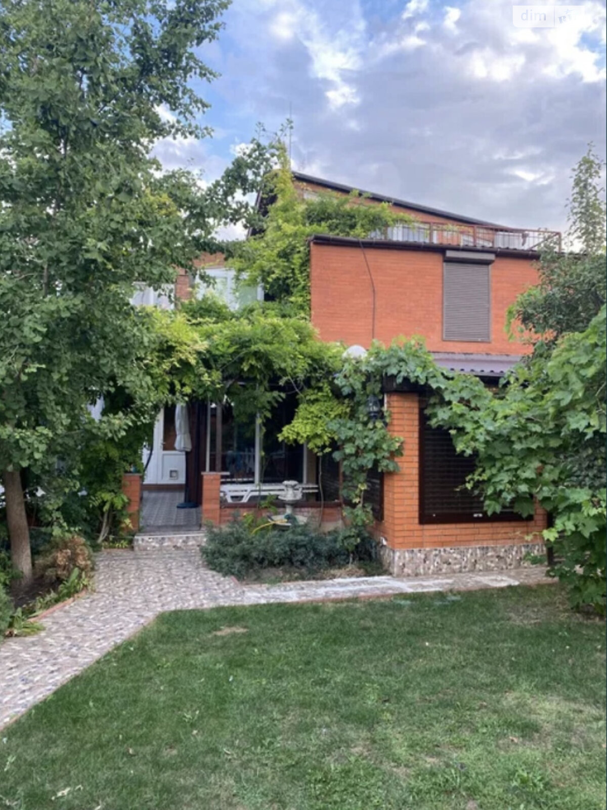 двухэтажный дом, 272 кв. м, ракушечник (ракушняк). Продажа в Одессе фото 1 двухэтажный дом, 272 кв. м, ракушечник (ракушняк). Продажа в Одессе фото 1
