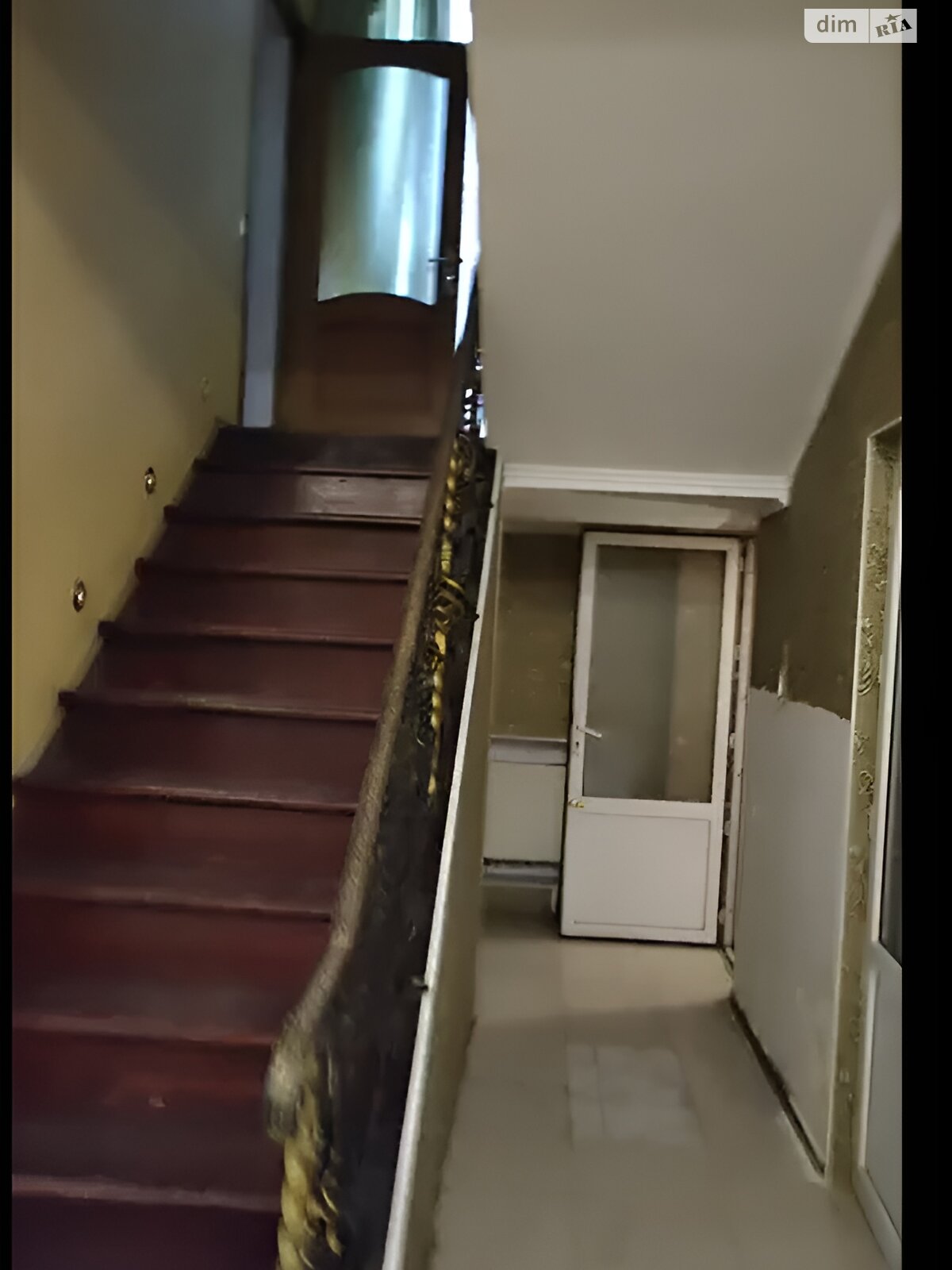 трехэтажный дом с верандой, 320 кв. м, кирпич. Продажа в Одессе фото 1 трехэтажный дом с верандой, 320 кв. м, кирпич. Продажа в Одессе фото 1