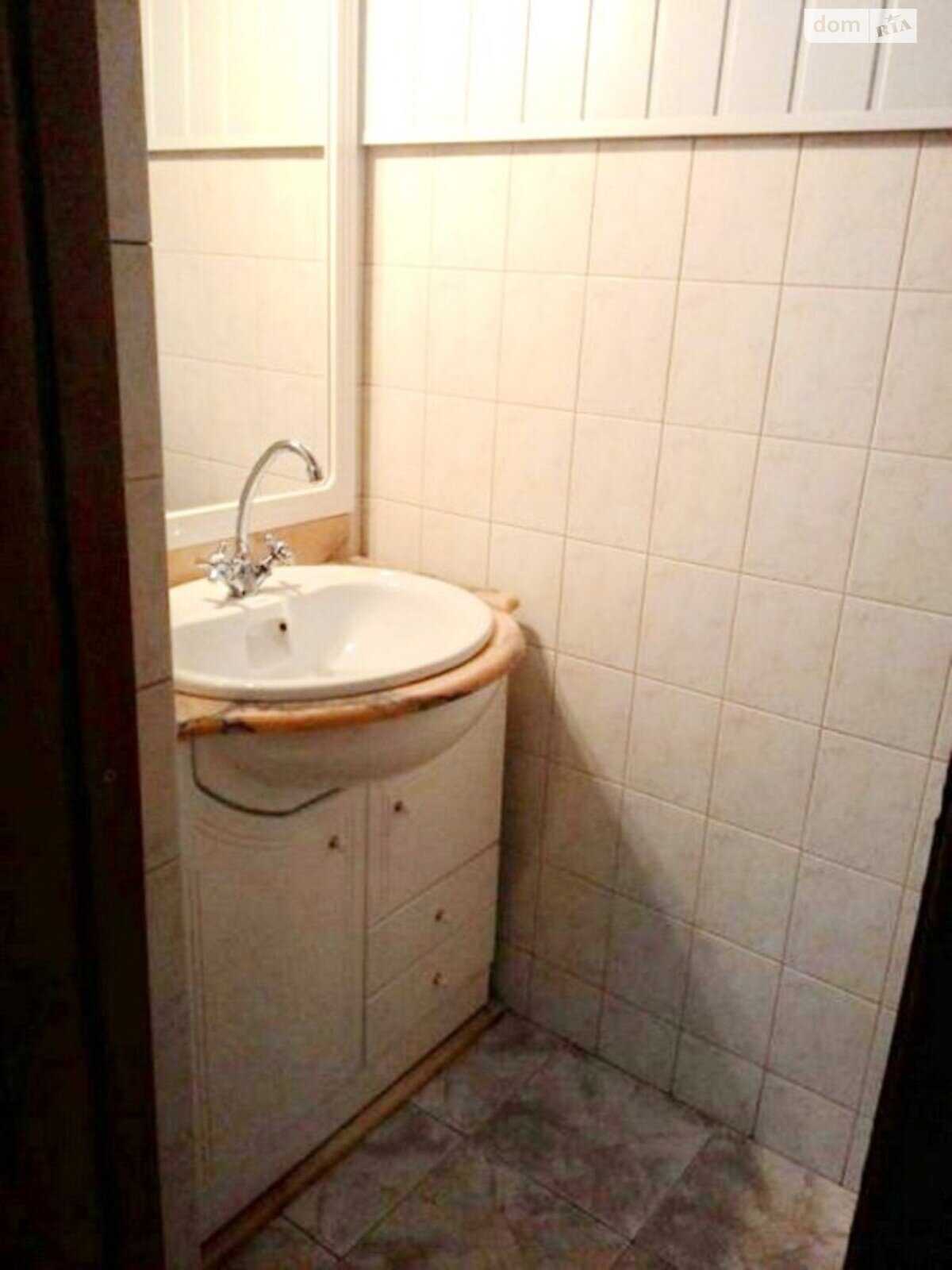 триповерховий будинок з гаражем, 145 кв. м, ракушняк. Продаж в Одесі, район undefined фото 1 триповерховий будинок з гаражем, 145 кв. м, ракушняк. Продаж в Одесі, район undefined фото 1