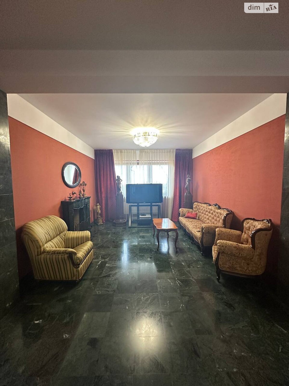 двоповерховий будинок з гаражем, 252.1 кв. м, цегла. Продаж у Одесі фото 1 двоповерховий будинок з гаражем, 252.1 кв. м, цегла. Продаж у Одесі фото 1