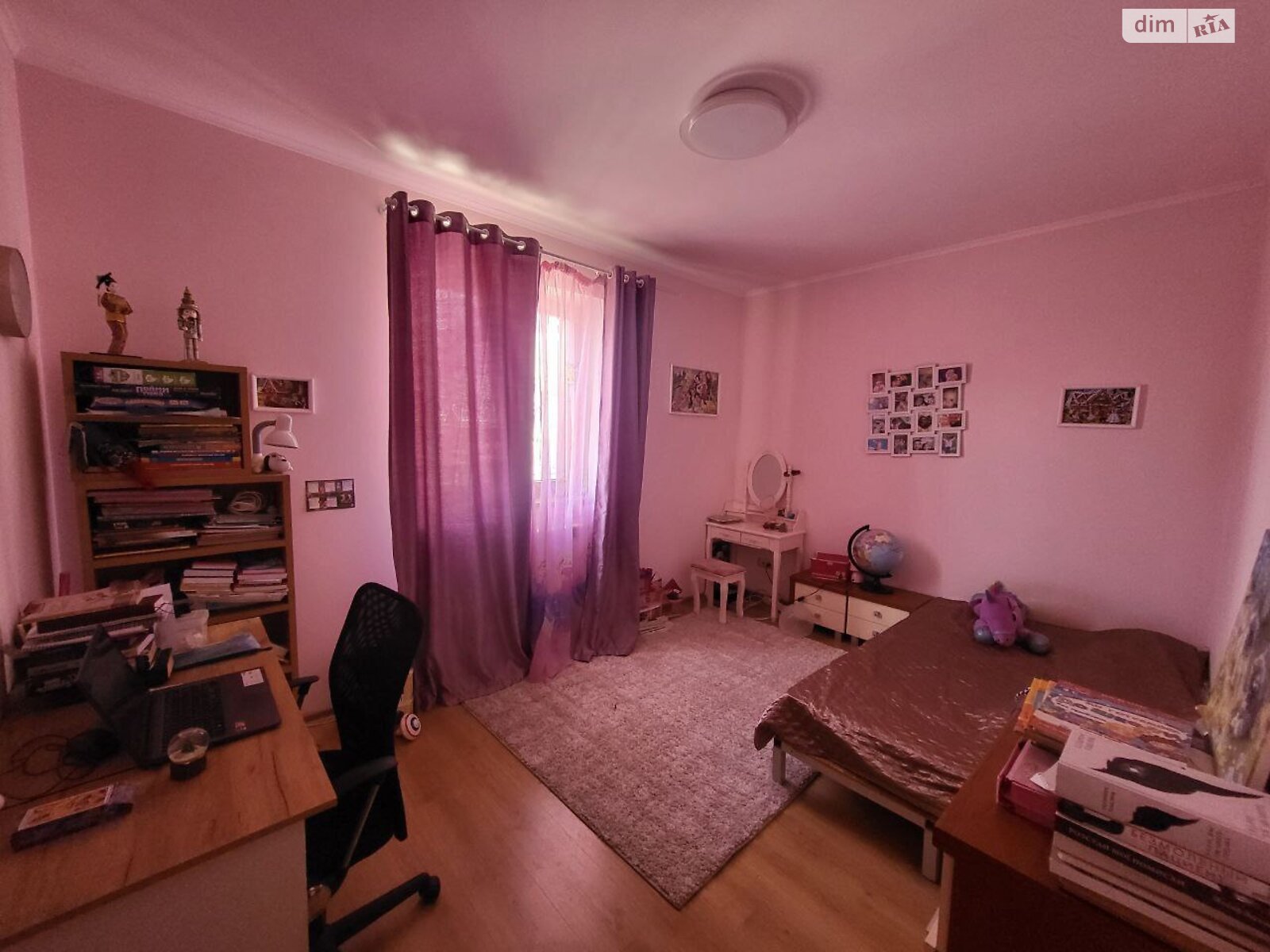 триповерховий будинок, 250 кв. м, цегла. Продаж у Одесі фото 1 триповерховий будинок, 250 кв. м, цегла. Продаж у Одесі фото 1