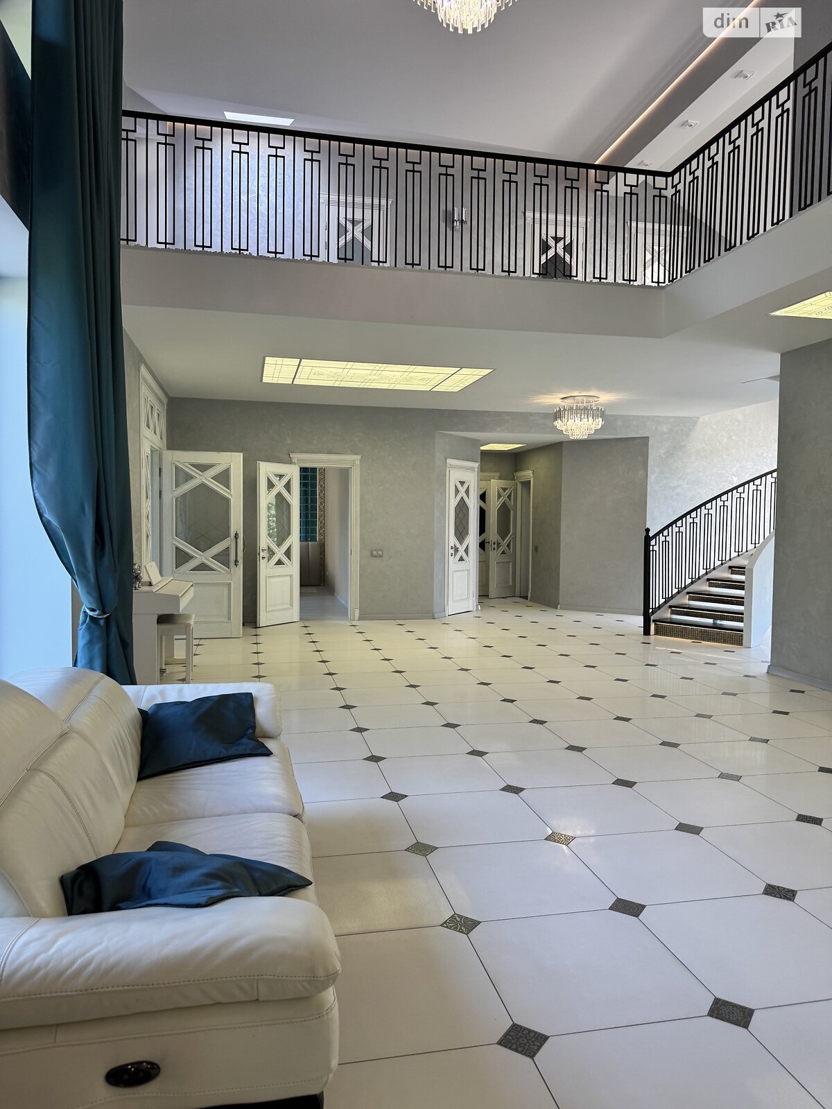 двоповерховий будинок, 5 кв. м, цегла. Продаж у Одесі фото 1 двоповерховий будинок, 5 кв. м, цегла. Продаж у Одесі фото 1