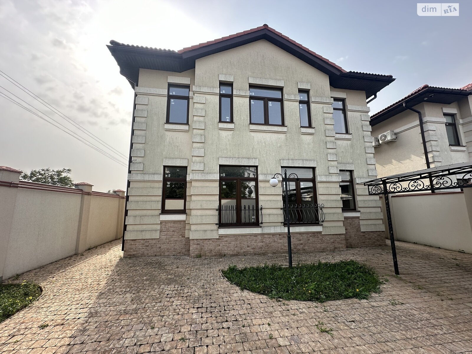 двоповерховий будинок з верандою, 128 кв. м, цегла. Продаж у Лиманці фото 1 двоповерховий будинок з верандою, 128 кв. м, цегла. Продаж у Лиманці фото 1