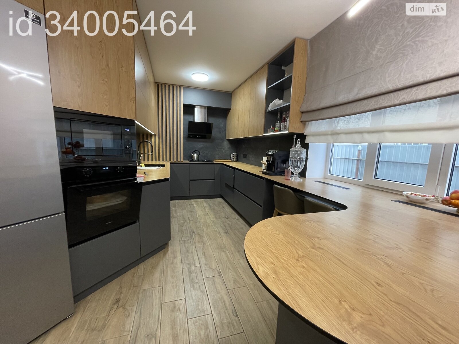 трехэтажный дом, 120 кв. м, газобетон. Продажа в Молодежном фото 1 трехэтажный дом, 120 кв. м, газобетон. Продажа в Молодежном фото 1