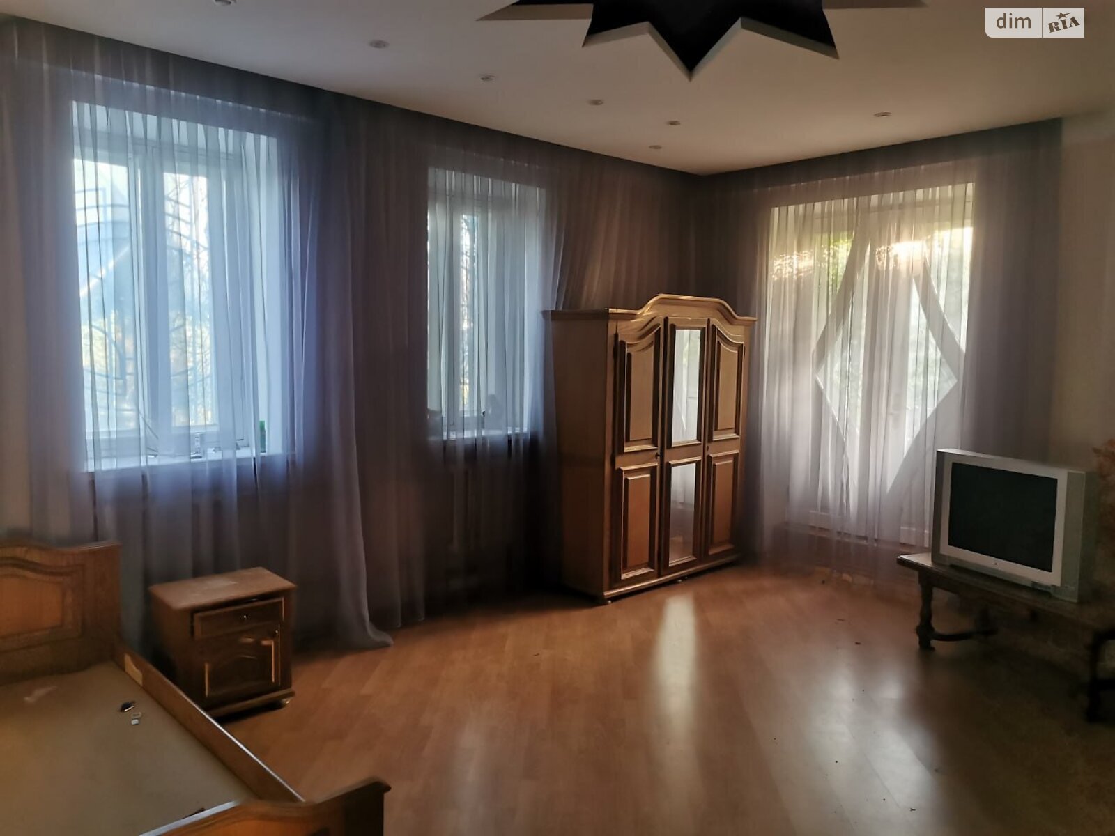 трехэтажный дом веранда, 300 кв. м, кирпич. Продажа в Одессе район Пересыпский фото 1