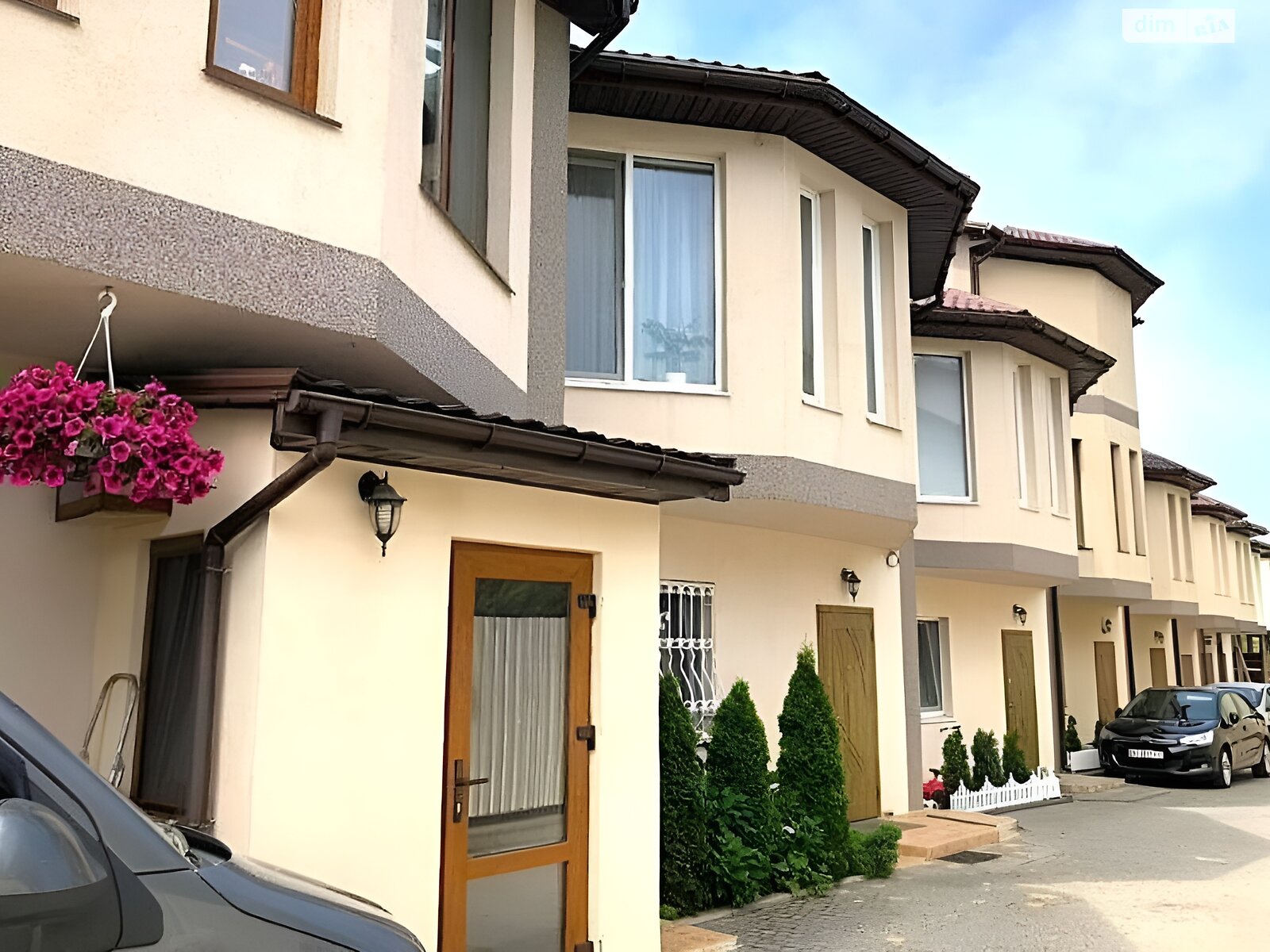 трехэтажный дом, 82 кв. м, пеноблок. Продажа в Одессе район Пересыпский фото 1 трехэтажный дом, 82 кв. м, пеноблок. Продажа в Одессе район Пересыпский фото 1