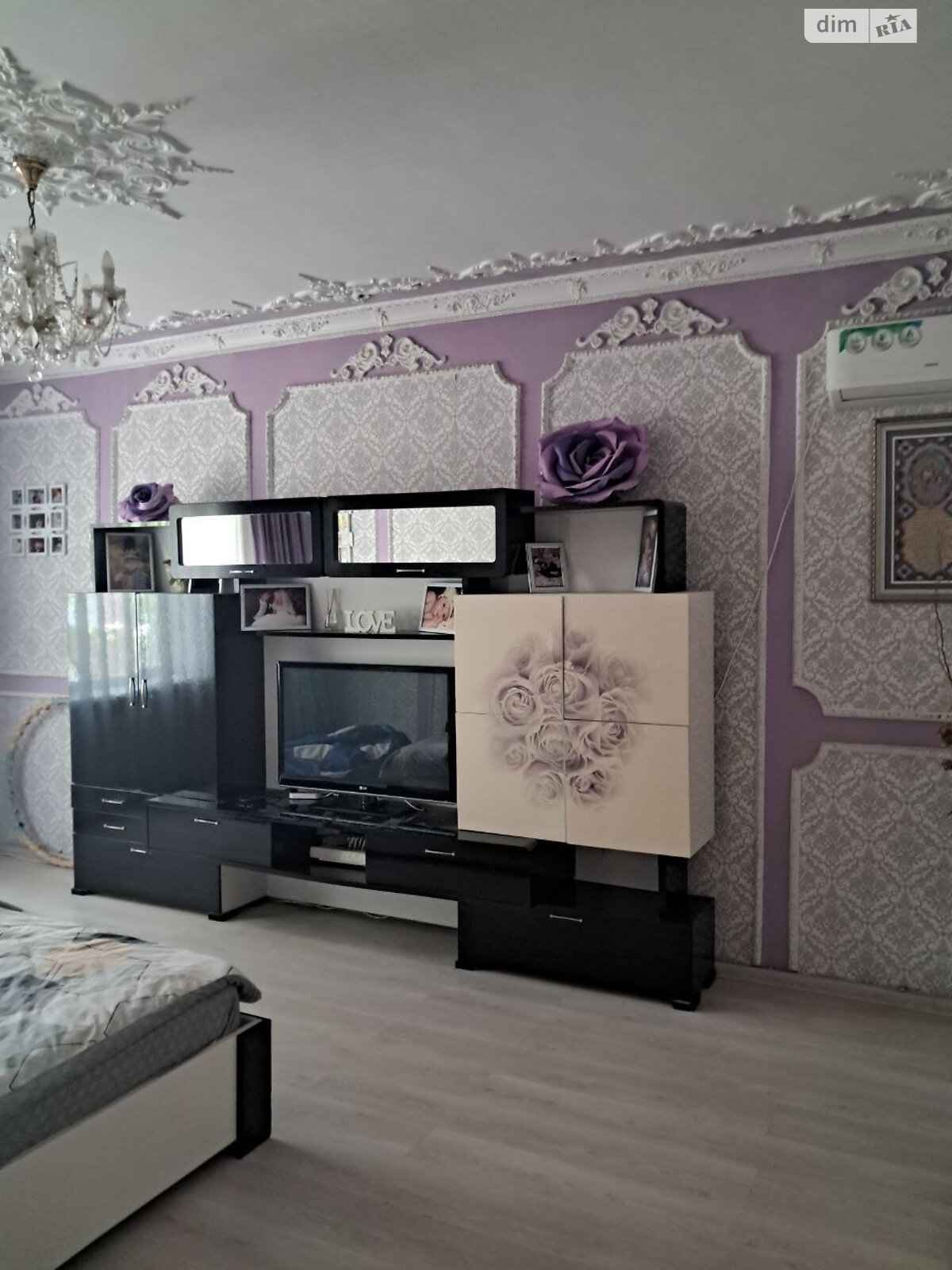 триповерховий будинок з гаражем, 228 кв. м, ракушняк. Продаж в Одесі, район Пересипський фото 1