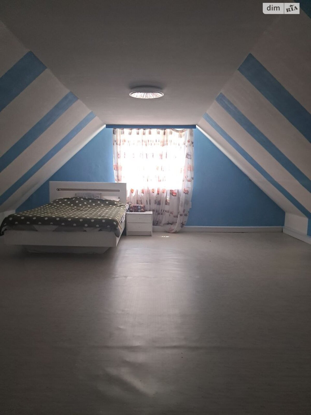 триповерховий будинок з гаражем, 228 кв. м, ракушняк. Продаж в Одесі, район Пересипський фото 1