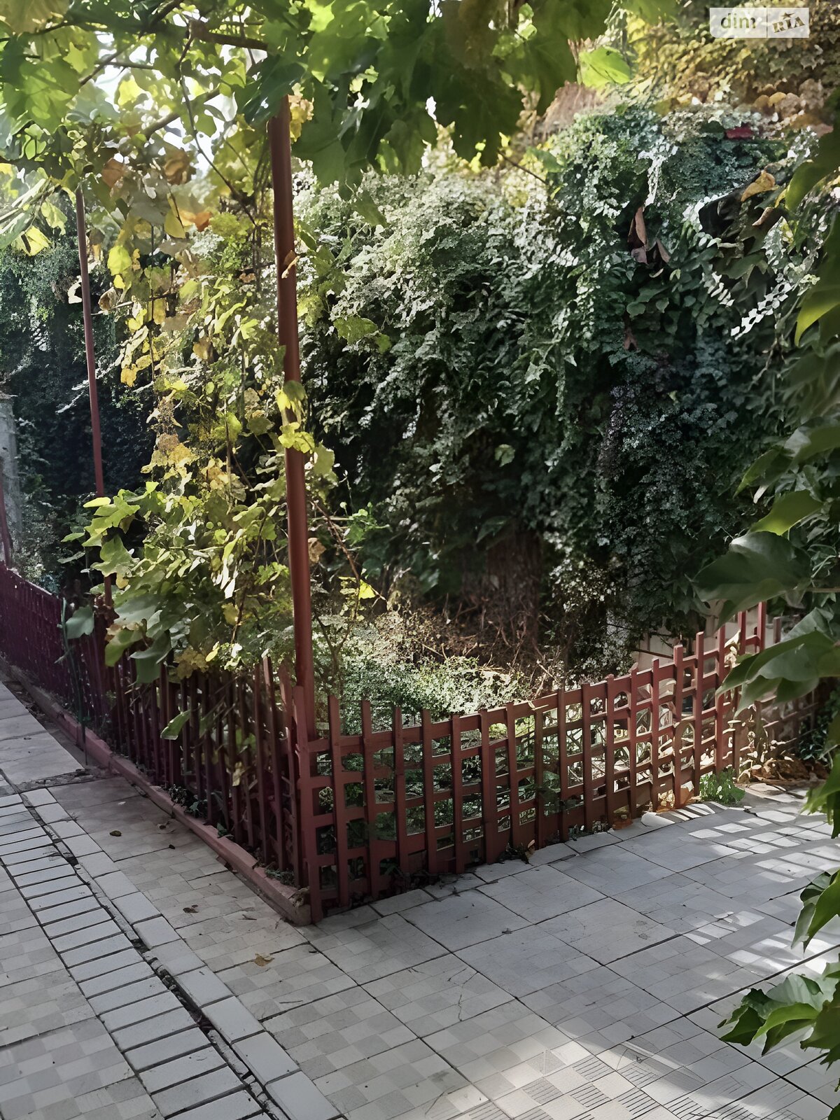 одноповерховий будинок з гаражем, 100 кв. м, цегла. Продаж в Одесі, район Пересипський фото 1 одноповерховий будинок з гаражем, 100 кв. м, цегла. Продаж в Одесі, район Пересипський фото 1