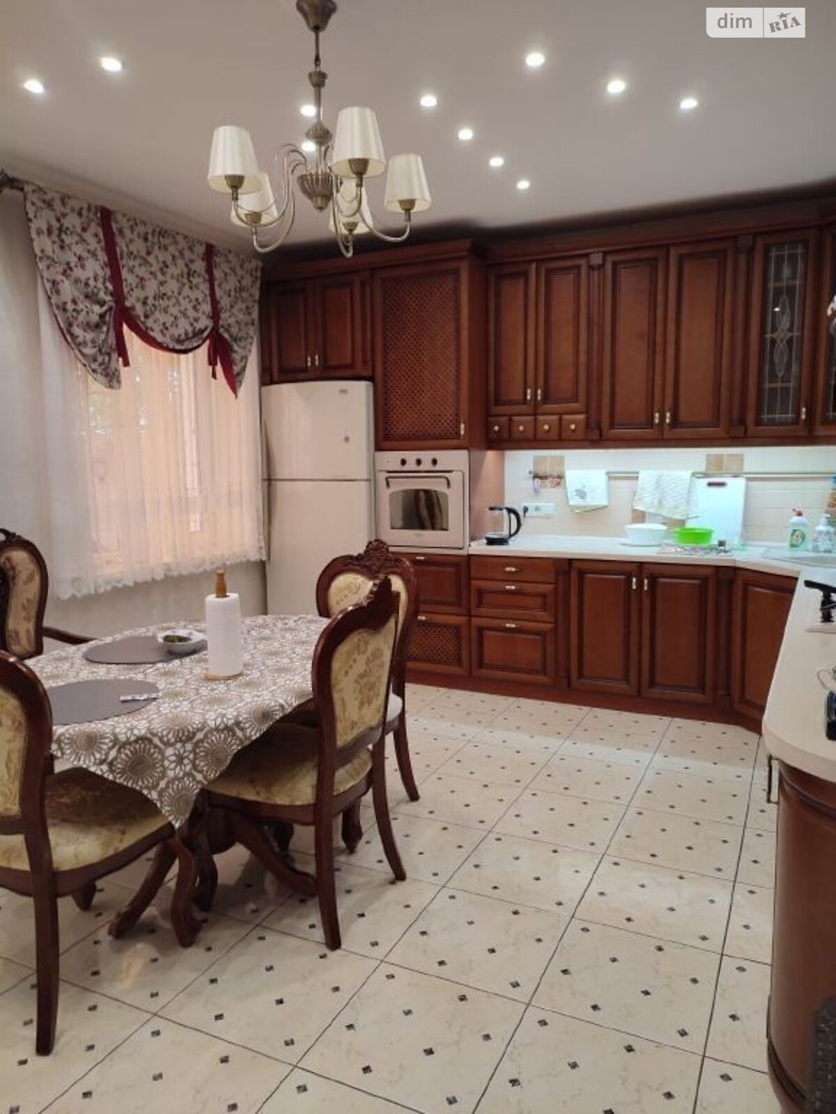 двухэтажный дом с мебелью, 198 кв. м, ракушечник (ракушняк). Продажа в Одессе район Пересыпский фото 1