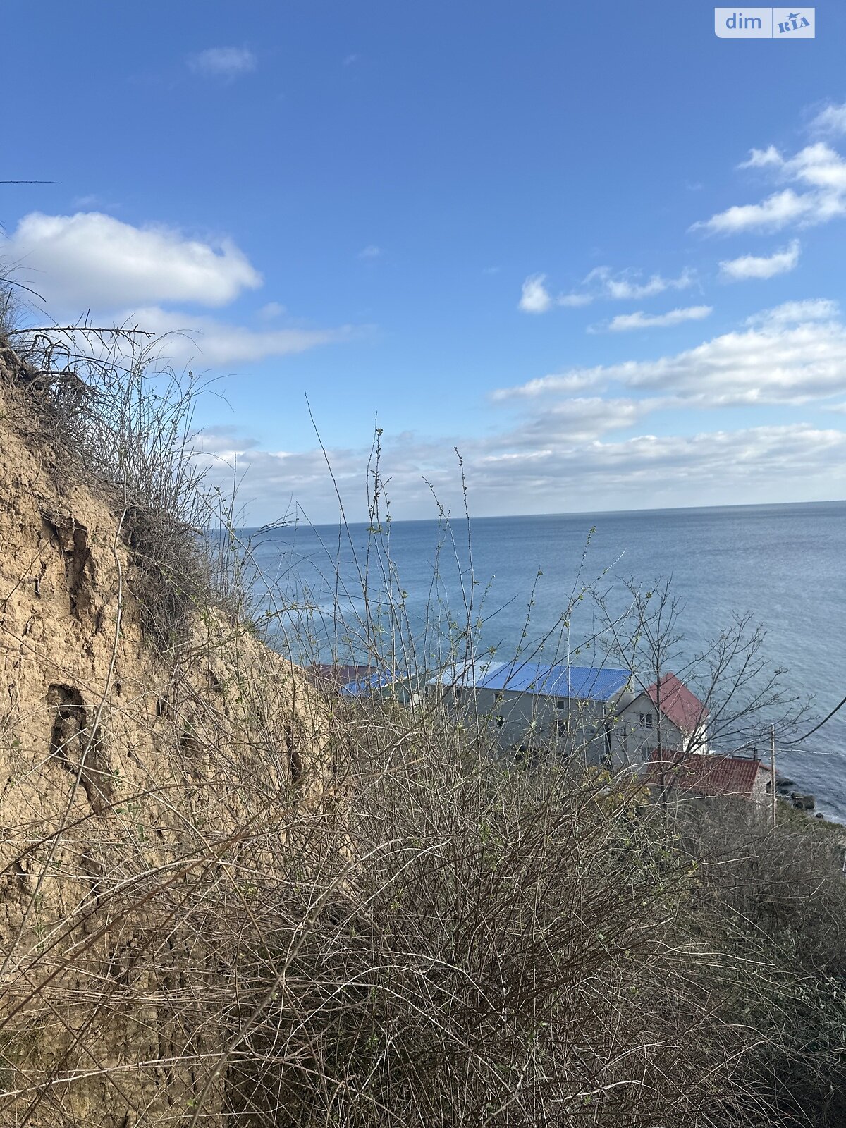 двухэтажный дом с отоплением, 60 кв. м, ракушечник (ракушняк). Продажа в Фонтанке фото 1 двухэтажный дом с отоплением, 60 кв. м, ракушечник (ракушняк). Продажа в Фонтанке фото 1