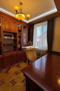 трехэтажный дом с верандой, 222 кв. м, кирпич. Продажа в Одессе район Пересыпский фото 2