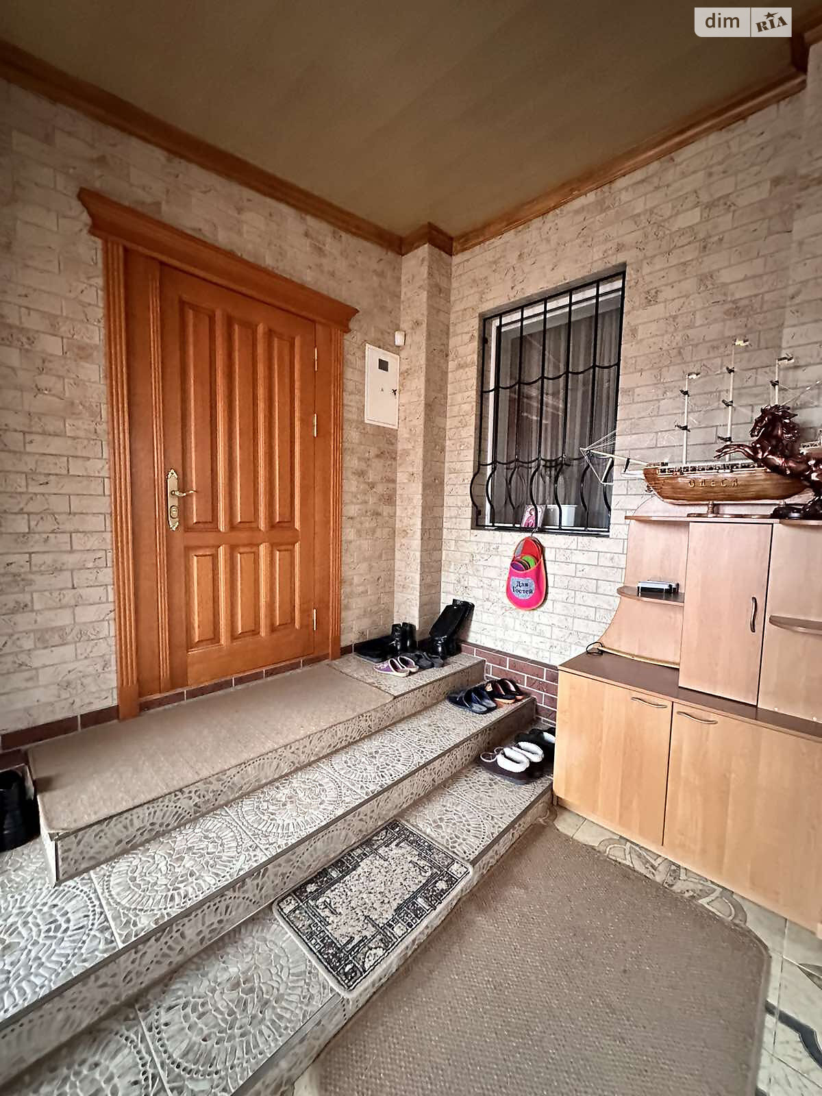 одноэтажный дом с гаражом, 110.1 кв. м, кирпич. Продажа в Одессе район Пересыпский фото 1 одноэтажный дом с гаражом, 110.1 кв. м, кирпич. Продажа в Одессе район Пересыпский фото 1