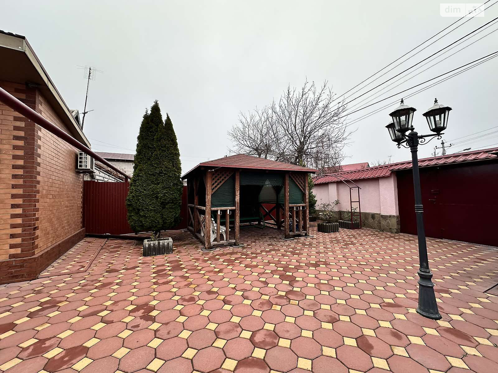 одноэтажный дом с гаражом, 110.1 кв. м, кирпич. Продажа в Одессе район Пересыпский фото 1 одноэтажный дом с гаражом, 110.1 кв. м, кирпич. Продажа в Одессе район Пересыпский фото 1