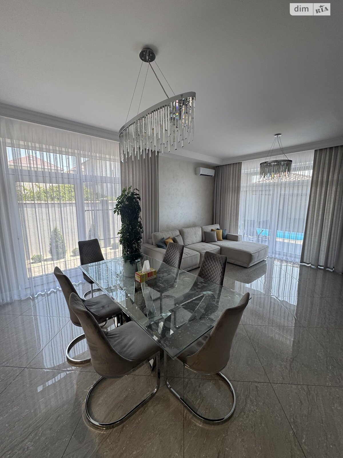 двоповерховий будинок, 225.3 кв. м, цегла. Продаж у Одесі фото 1 двоповерховий будинок, 225.3 кв. м, цегла. Продаж у Одесі фото 1