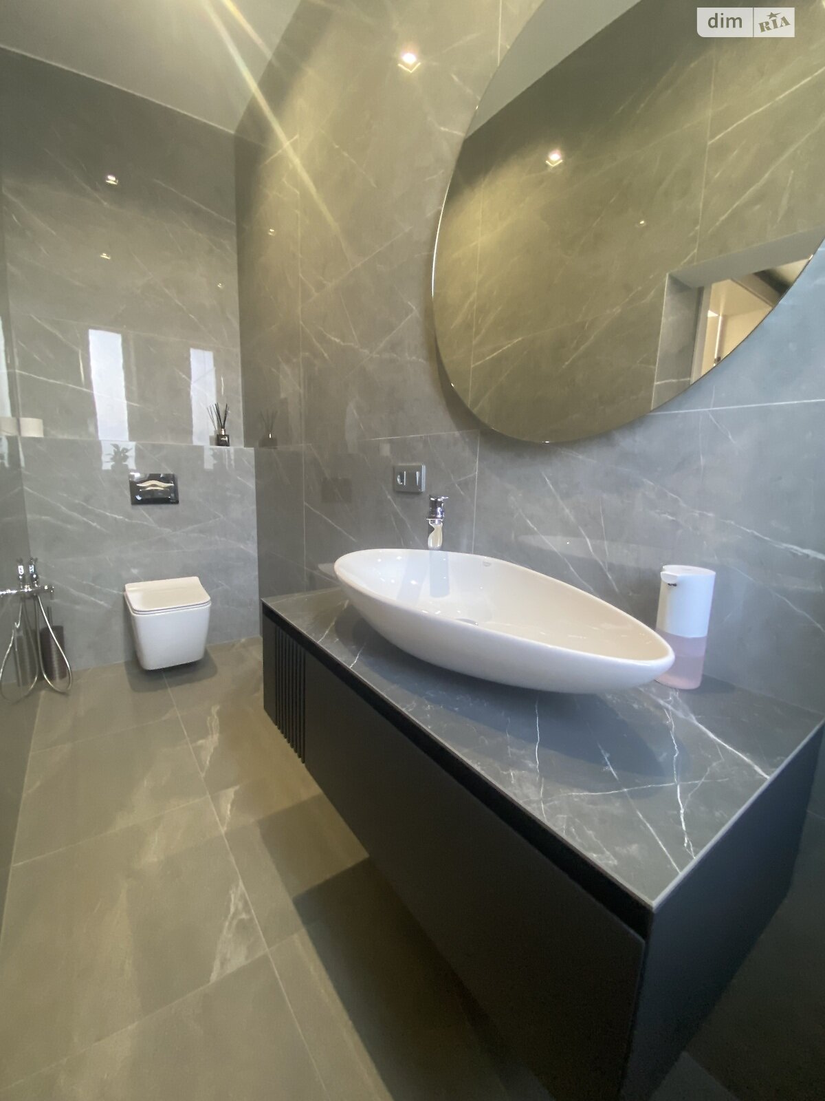 двоповерховий будинок, 225.3 кв. м, цегла. Продаж у Одесі фото 1 двоповерховий будинок, 225.3 кв. м, цегла. Продаж у Одесі фото 1