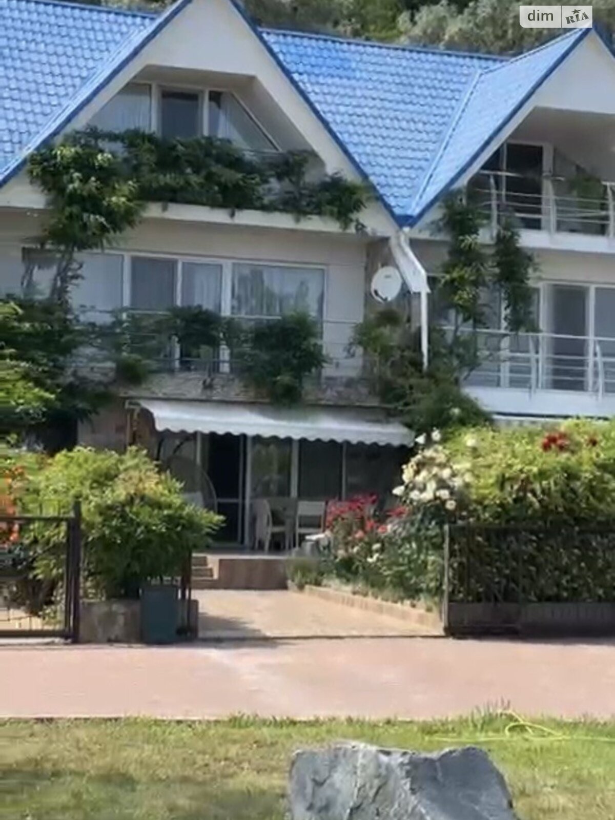 триповерховий будинок з опаленням, 210 кв. м, цегла. Продаж у Одесі фото 1 триповерховий будинок з опаленням, 210 кв. м, цегла. Продаж у Одесі фото 1
