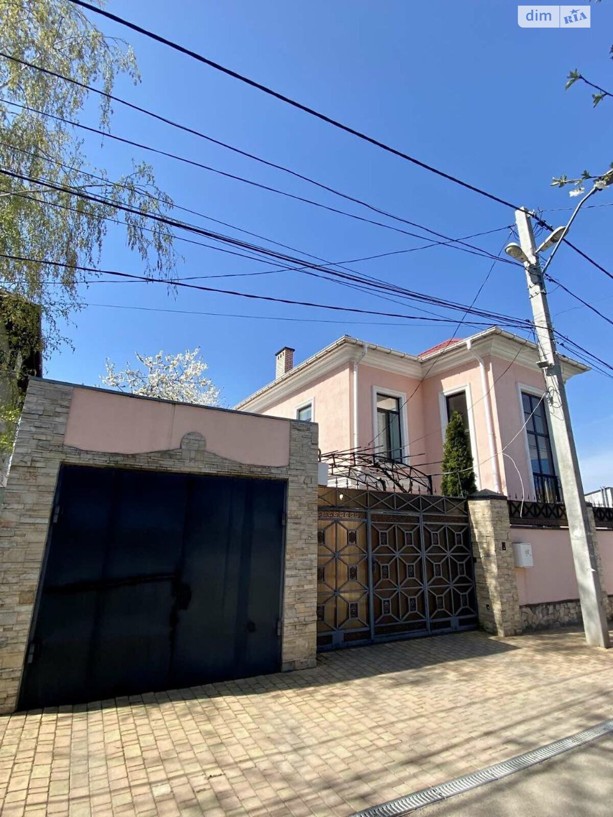 двухэтажный дом с гаражом, 171 кв. м, кирпич. Продажа в Одессе район Поселок Котовского фото 1 двухэтажный дом с гаражом, 171 кв. м, кирпич. Продажа в Одессе район Поселок Котовского фото 1