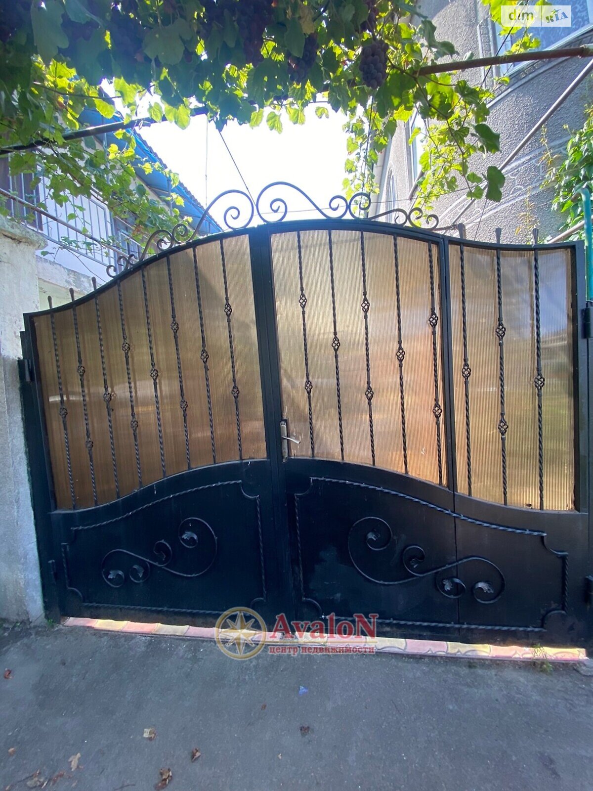 двухэтажный дом с отоплением, 165 кв. м, кирпич. Продажа в Одессе район Поселок Котовского фото 1 двухэтажный дом с отоплением, 165 кв. м, кирпич. Продажа в Одессе район Поселок Котовского фото 1