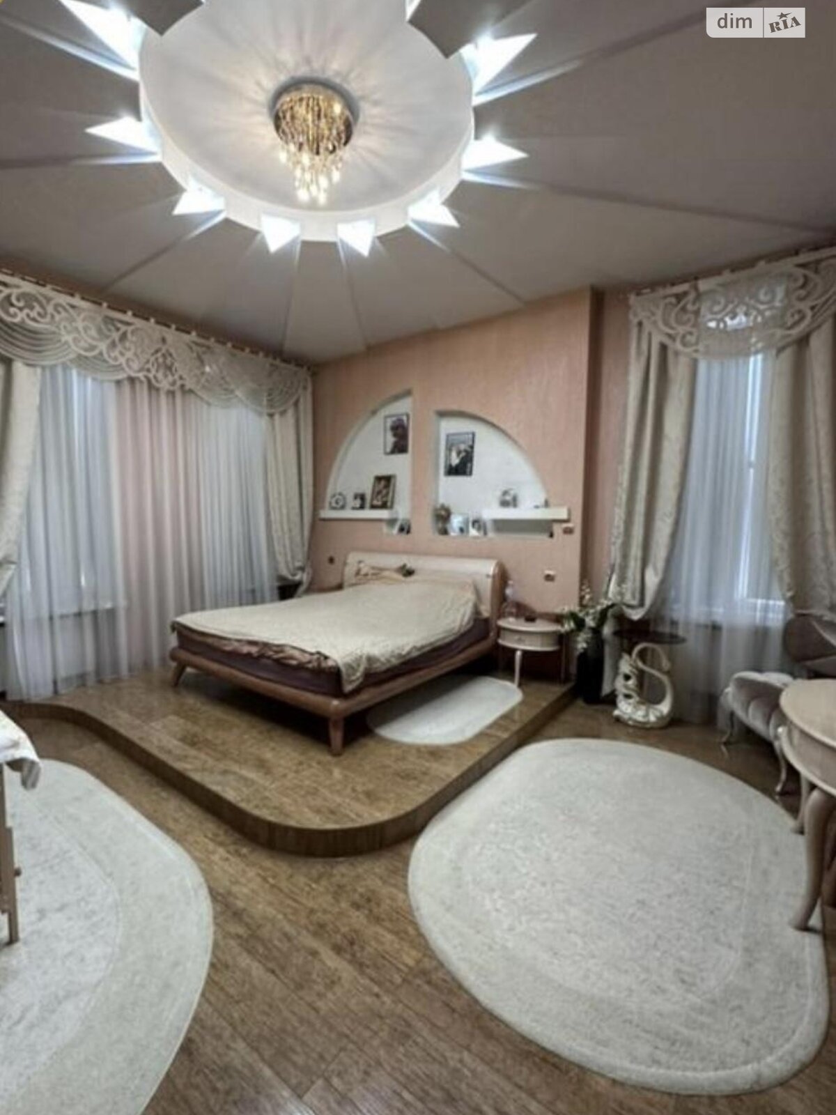 двухэтажный дом, 523 кв. м, кирпич. Продажа в Одессе район Поселок Котовского фото 1