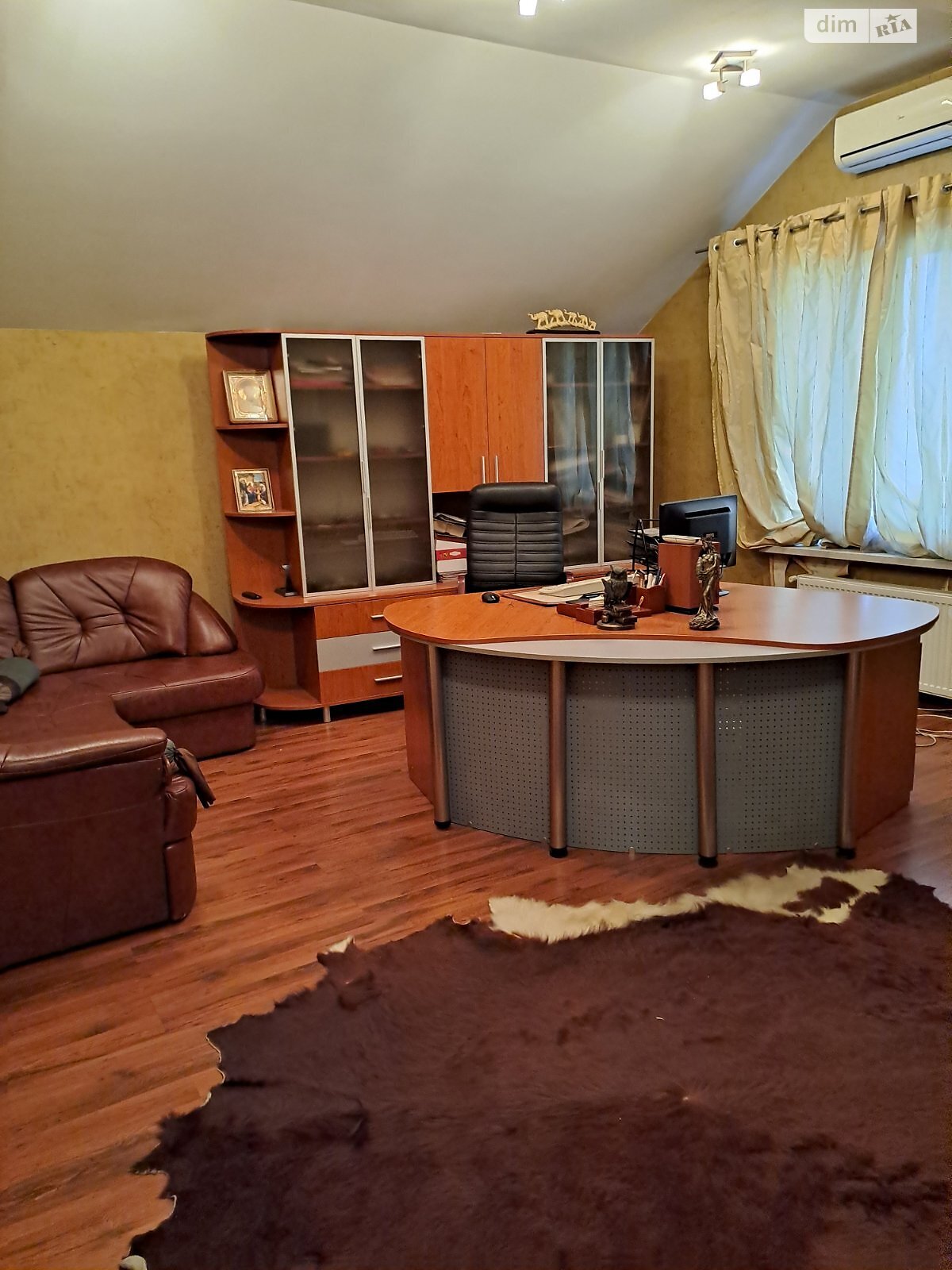 триповерховий будинок з верандою, 523 кв. м, цегла. Продаж в Одесі, район Містечко Котовського фото 1 триповерховий будинок з верандою, 523 кв. м, цегла. Продаж в Одесі, район Містечко Котовського фото 1