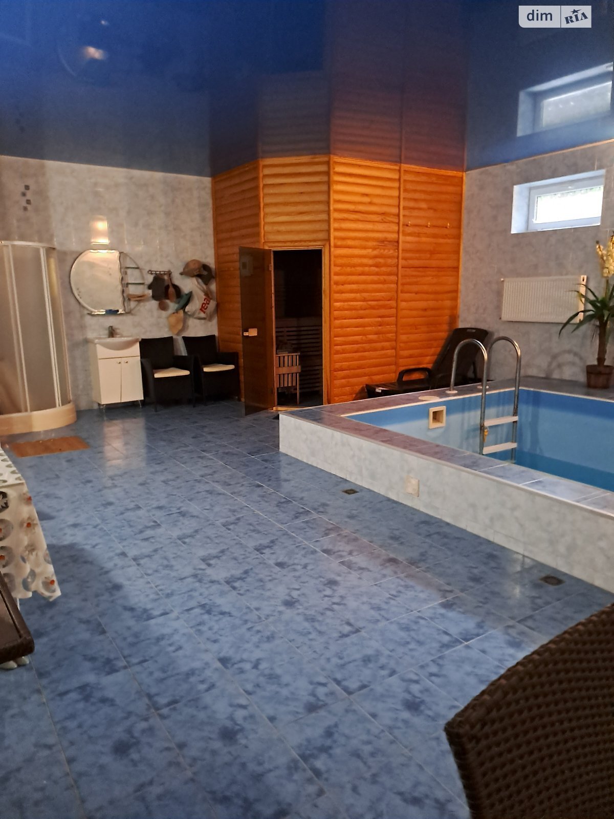 триповерховий будинок з верандою, 523 кв. м, цегла. Продаж в Одесі, район Містечко Котовського фото 1 триповерховий будинок з верандою, 523 кв. м, цегла. Продаж в Одесі, район Містечко Котовського фото 1