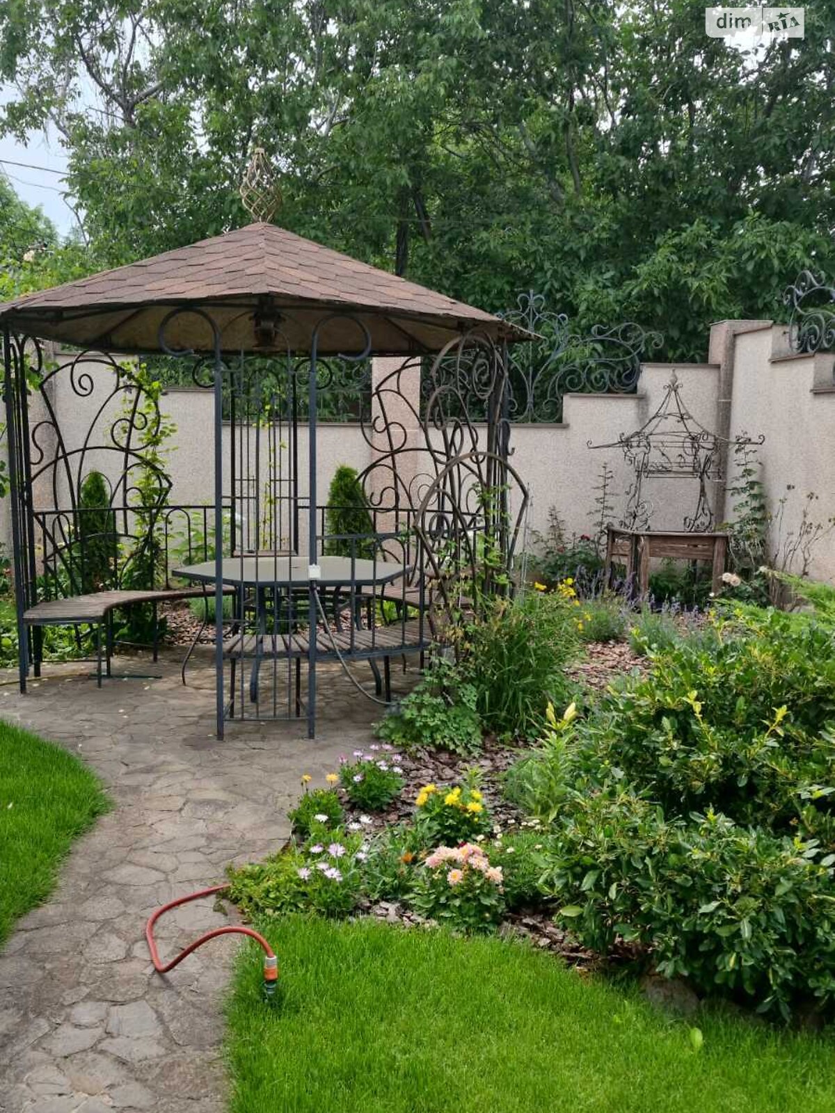 триповерховий будинок з верандою, 523 кв. м, цегла. Продаж в Одесі, район Містечко Котовського фото 1 триповерховий будинок з верандою, 523 кв. м, цегла. Продаж в Одесі, район Містечко Котовського фото 1