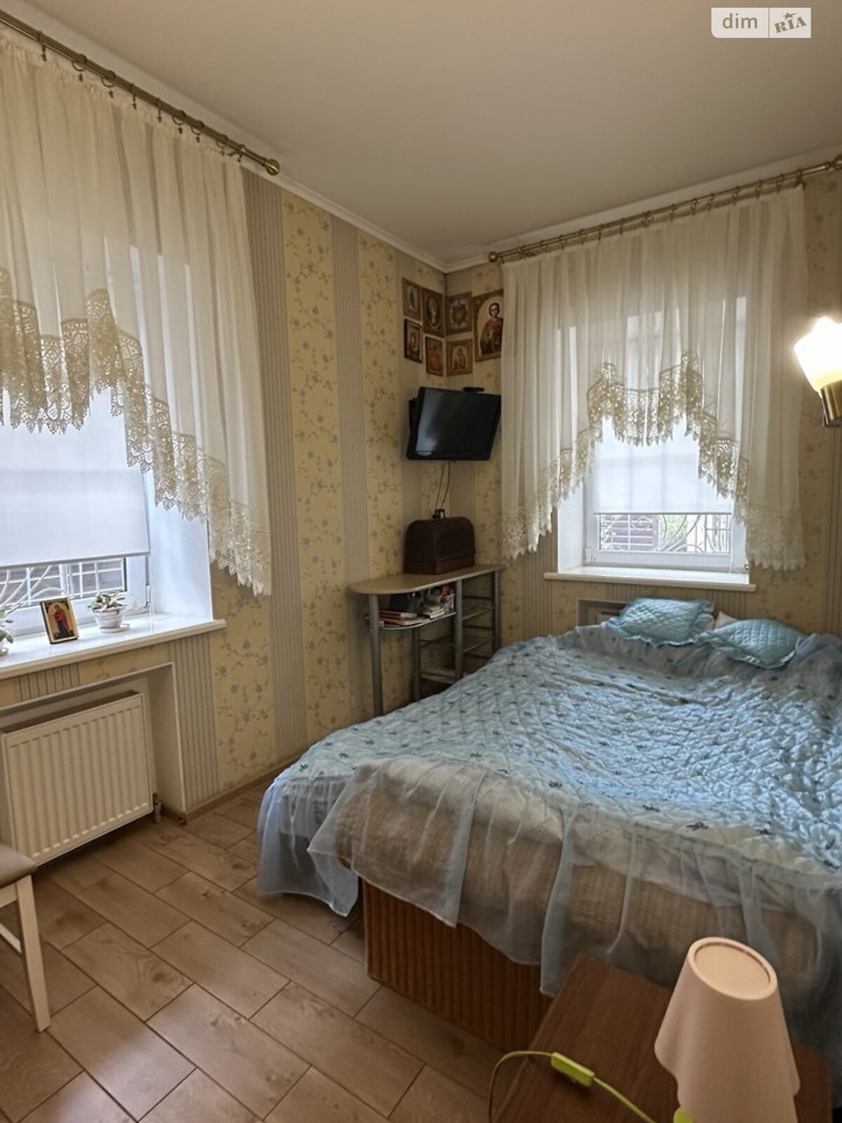 триповерховий будинок з гаражем, 282 кв. м, цегла. Продаж в Одесі, район Приморський фото 1 триповерховий будинок з гаражем, 282 кв. м, цегла. Продаж в Одесі, район Приморський фото 1