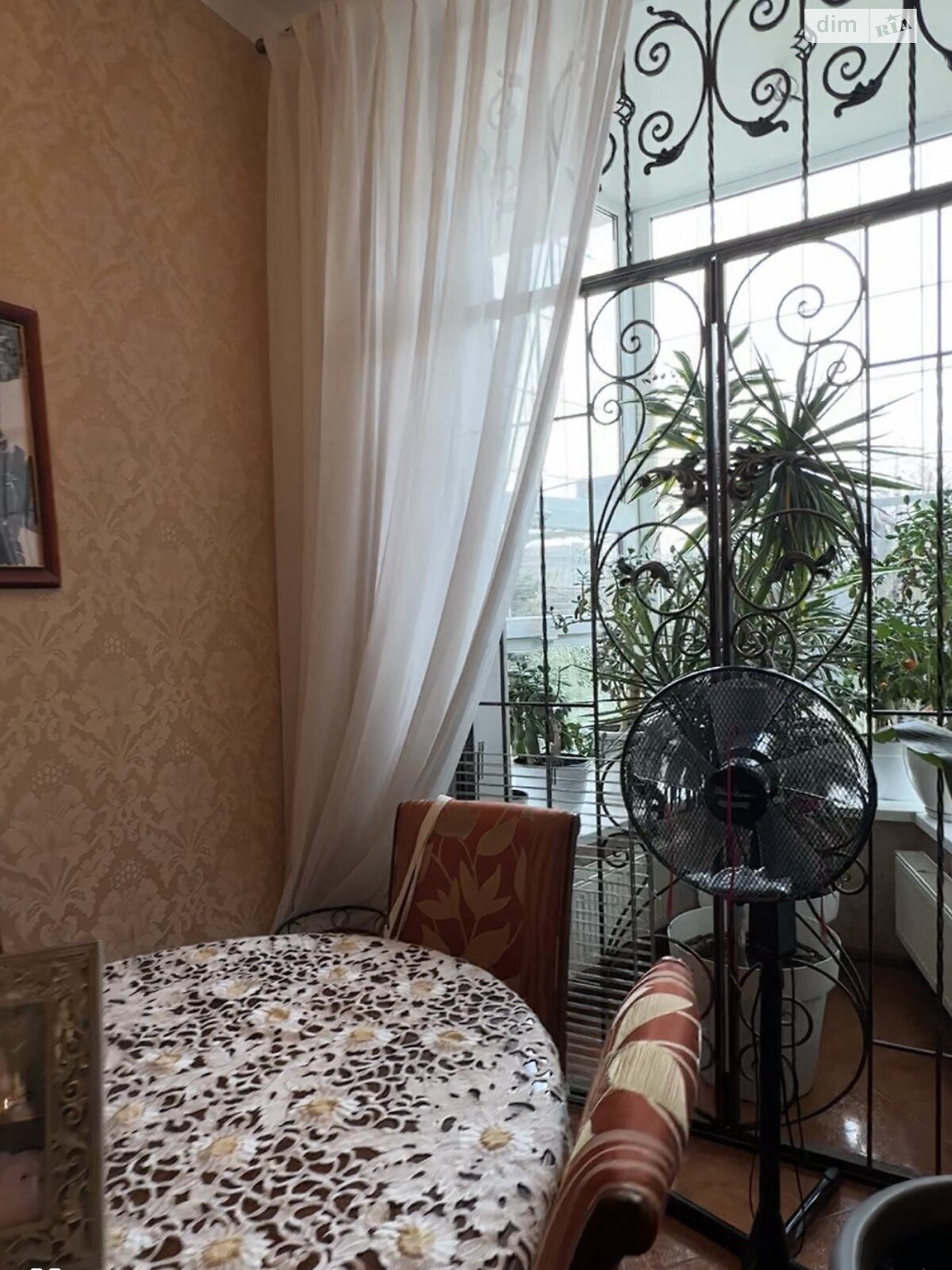 триповерховий будинок з гаражем, 282 кв. м, цегла. Продаж в Одесі, район Приморський фото 1 триповерховий будинок з гаражем, 282 кв. м, цегла. Продаж в Одесі, район Приморський фото 1