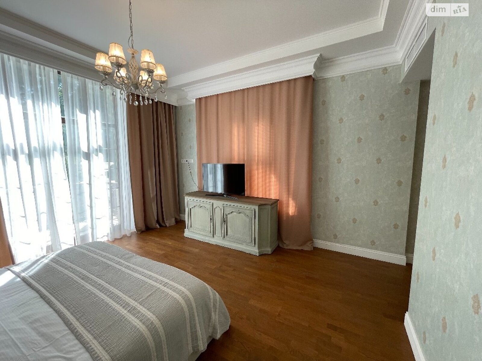 трехэтажный дом веранда, 584.7 кв. м, кирпич. Продажа в Одессе район Приморский фото 1