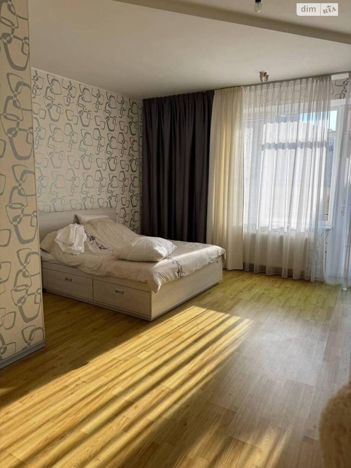 трехэтажный дом с гаражом, 310 кв. м, монолитно-каркасный. Продажа в Одессе район Приморский фото 1