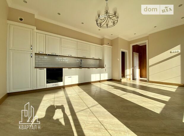 триповерховий будинок, 160 кв. м, газобетон. Продаж в Одесі, район Приморський фото 1 триповерховий будинок, 160 кв. м, газобетон. Продаж в Одесі, район Приморський фото 1