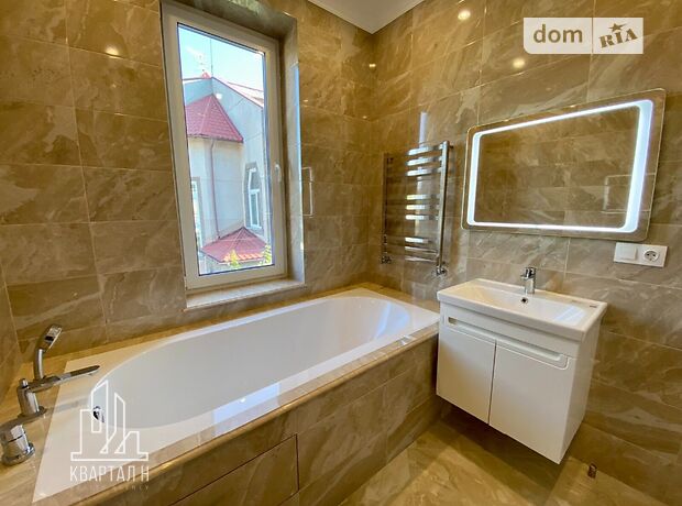 триповерховий будинок, 160 кв. м, газобетон. Продаж в Одесі, район Приморський фото 1 триповерховий будинок, 160 кв. м, газобетон. Продаж в Одесі, район Приморський фото 1