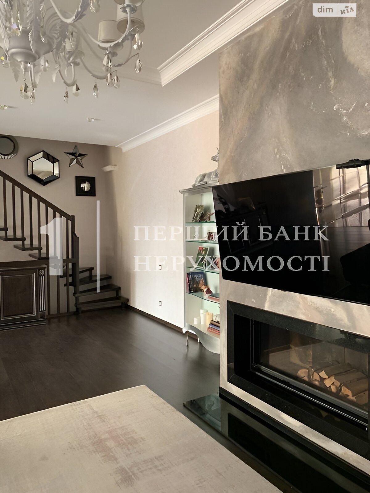 трехэтажный дом с ремонтом, 425 кв. м, кирпич. Продажа в Одессе район Приморский фото 1 трехэтажный дом с ремонтом, 425 кв. м, кирпич. Продажа в Одессе район Приморский фото 1
